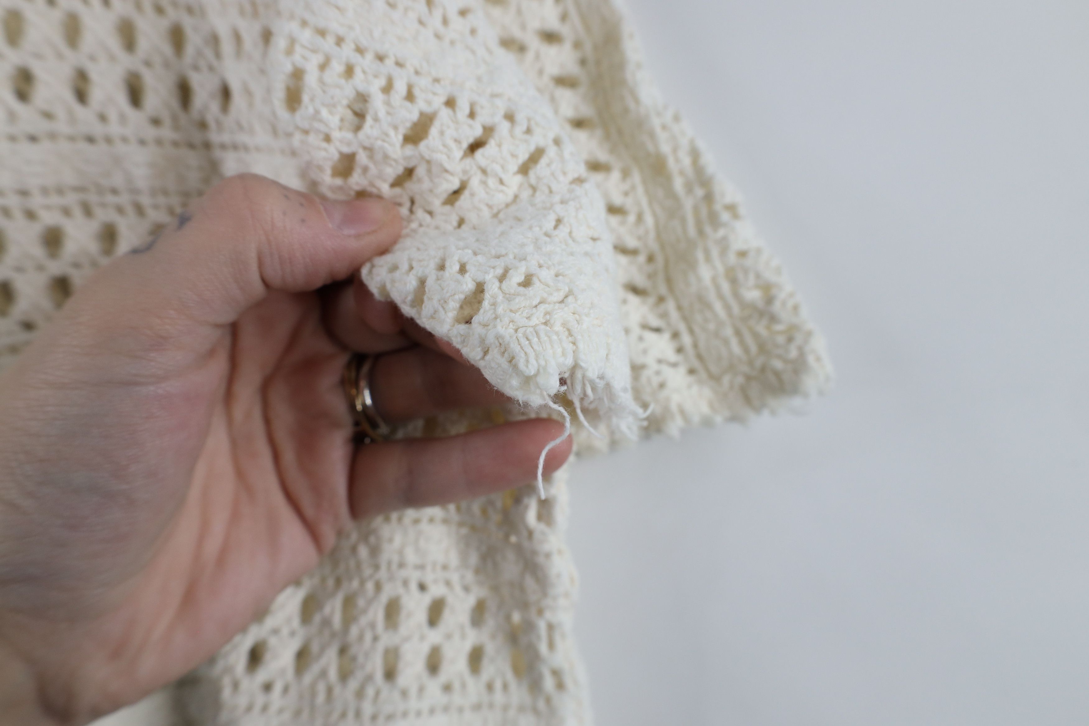 Vintage Vintage 70s Boho Chic Sleeve Crochet Knit T-Shirt Cream USA Size M / US 6-8 / IT 42-44 - 7 Thumbnail