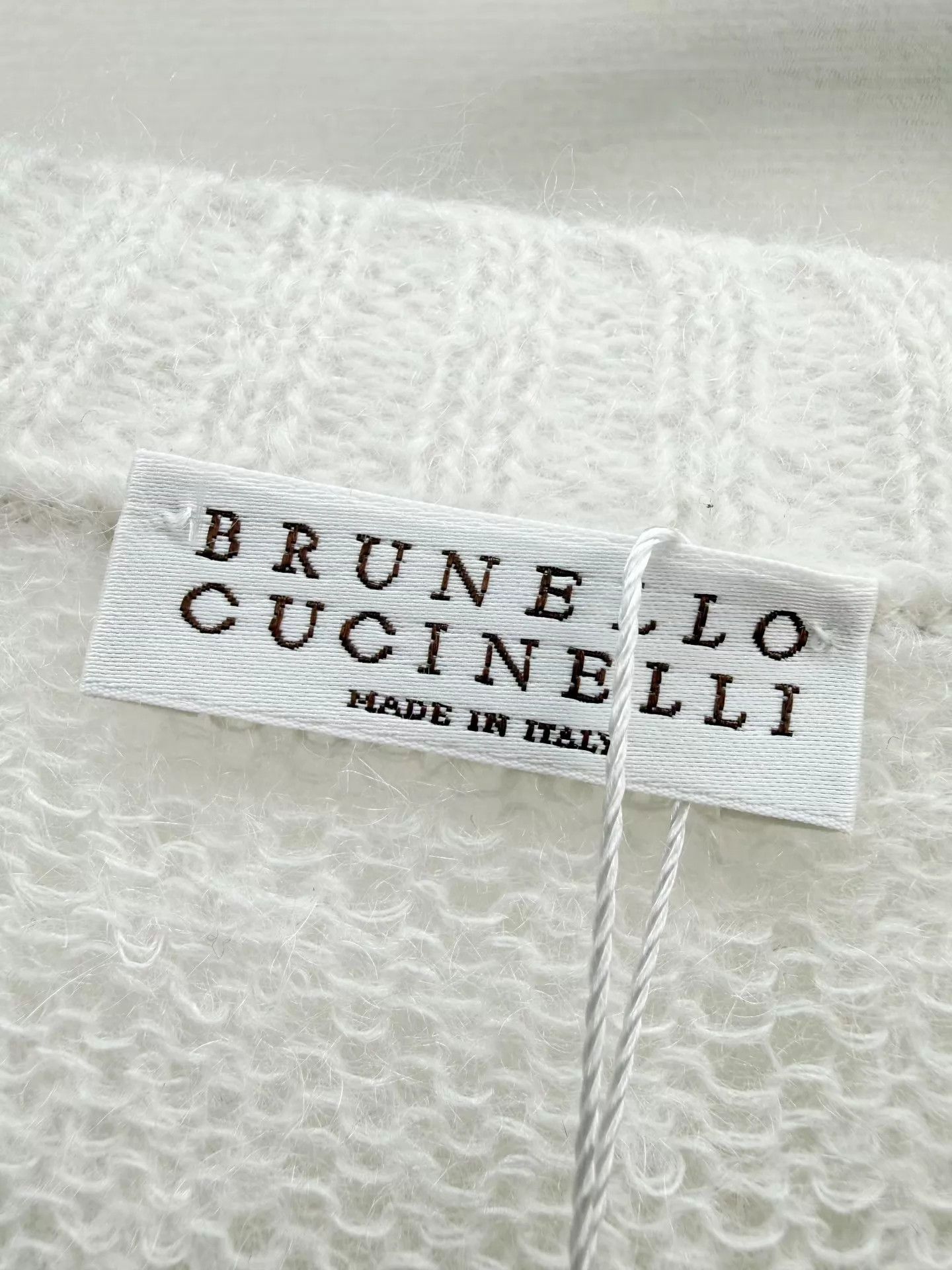 Brunello Cucinelli BC Open Knit Sweater M - Worn Once, Like New, Authentic Size M / US 6-8 / IT 42-44 - 3 Thumbnail