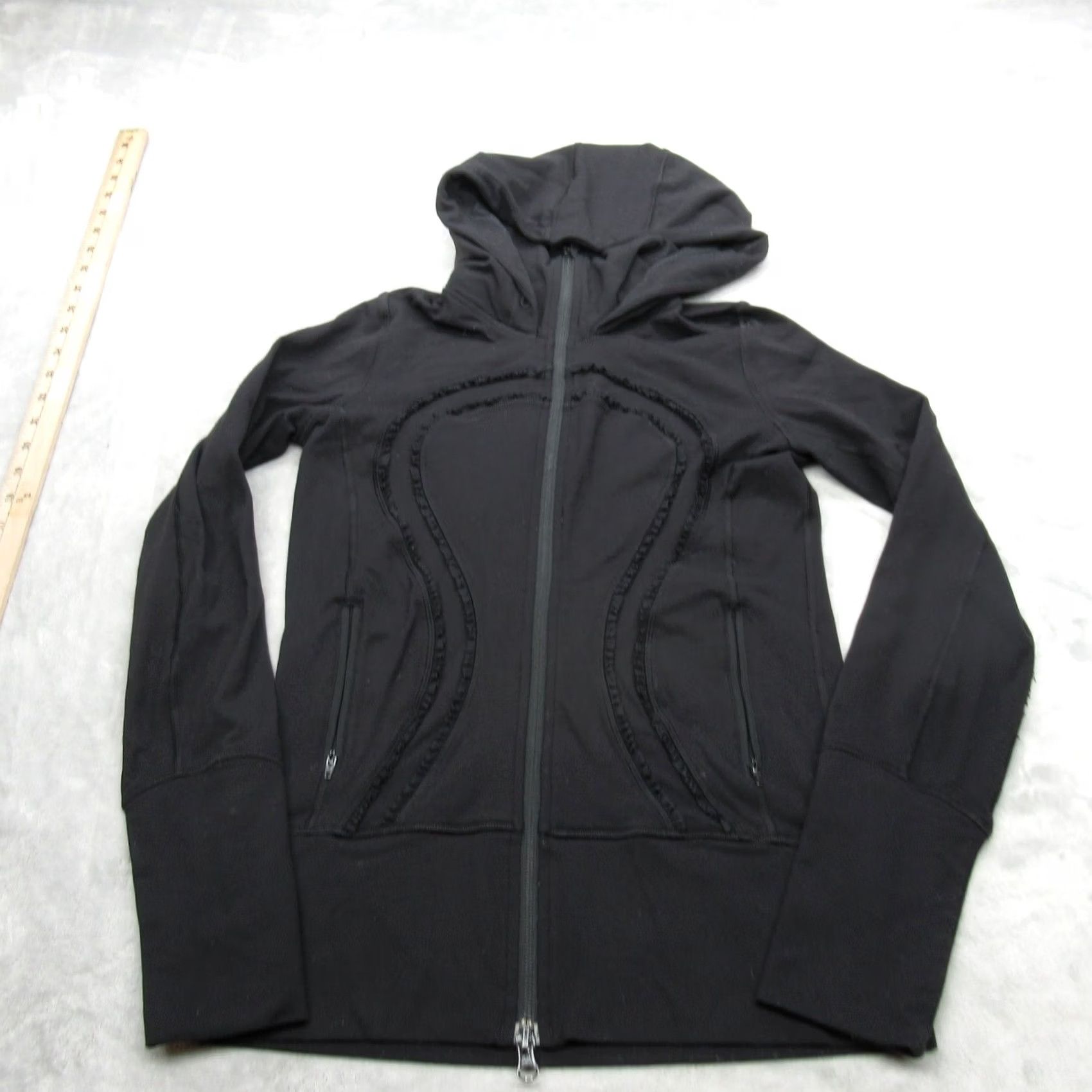 Lululemon Lululemon Define Hoodie 4 Black Full Zip Athletic Pockets Thumbholes Womens Size S / US 4 / IT 40 - 2 Thumbnail