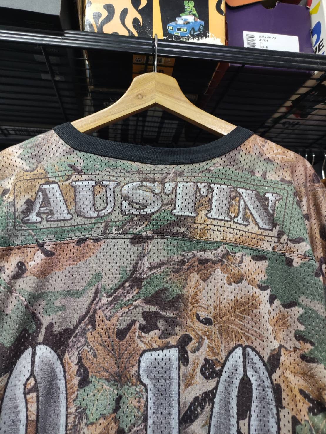 WWF Vtg 90's Stone Cold Steve Austin WWF Promo Camo USA Jersey Size US XL / EU 56 / 4 - 11 Thumbnail