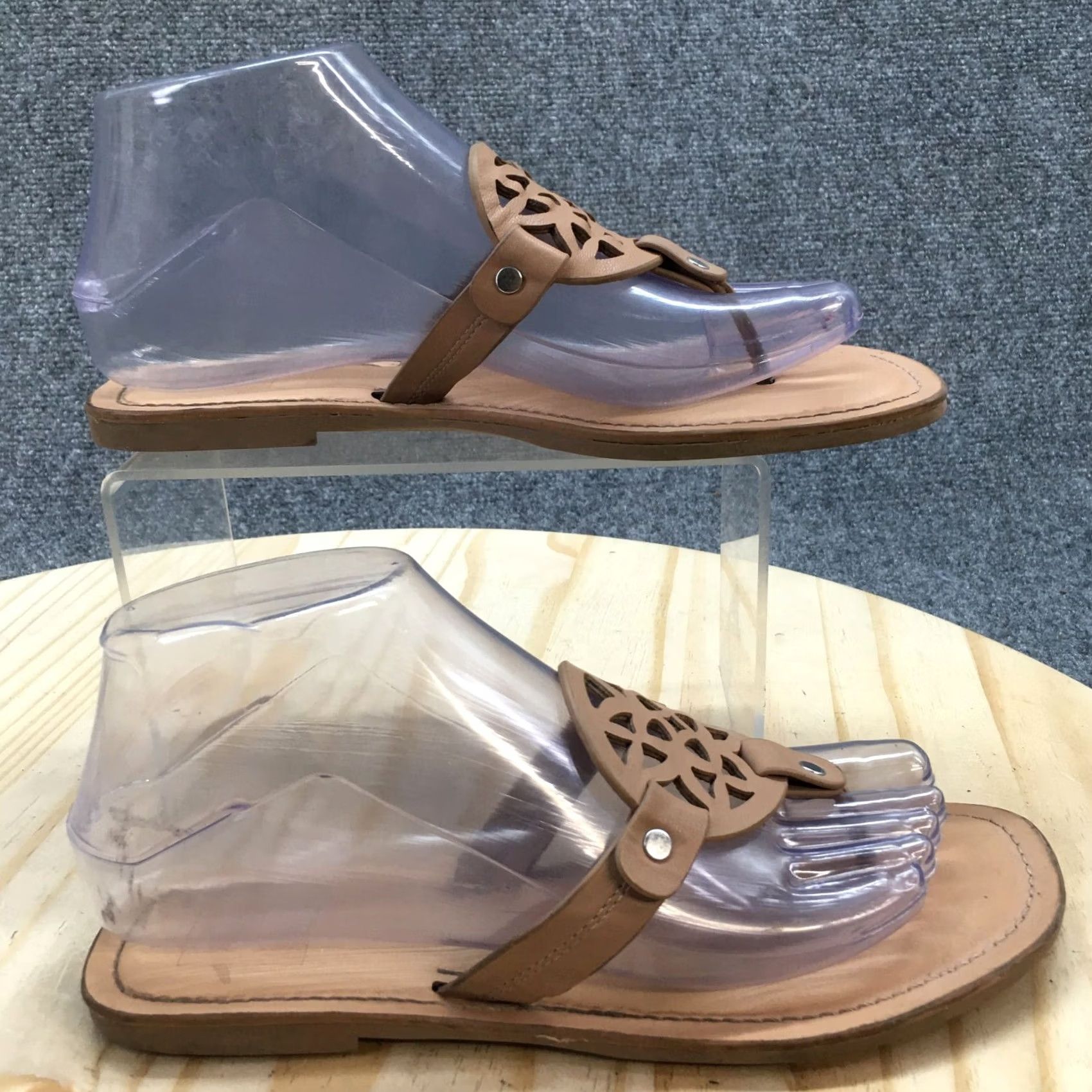 Dolce Vita Dolce Vita Sandals Womens 6.5 Juleat Slip On Thong Flats Brown Faux Leather Size US 7 / IT 37 - 2 Thumbnail