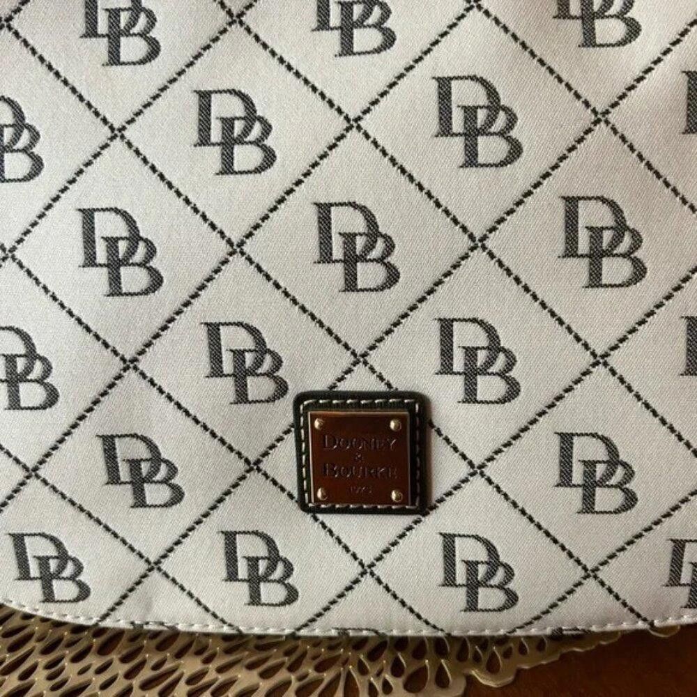 Dooney & Bourke Dooney & Bourke Maxi Quilt Small Kiley Hobo - NWT (New) Size ONE SIZE - 4 Thumbnail