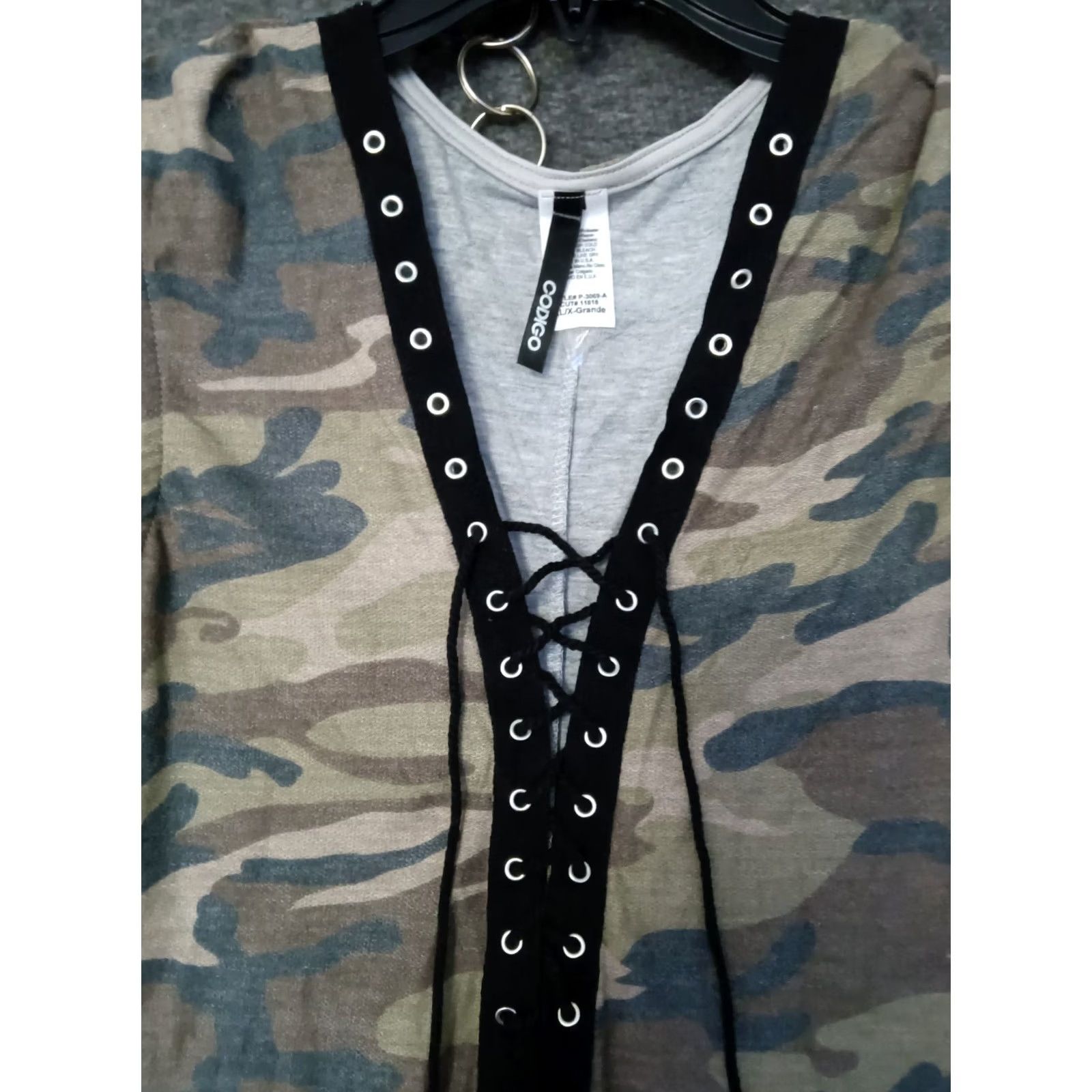 Vintage codigo Jumpsuit XL One Piece Body Suit Camouflage Sleeveless V-Neck Size 40" / US 18 - 5 Thumbnail
