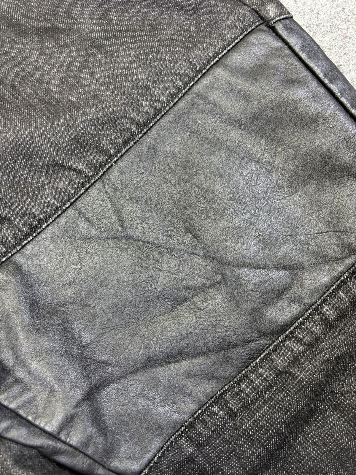 Roen 💥Hybrid Denim💥roen x semantic design Cowhide Denim F902 Size US 35 - 6 Thumbnail