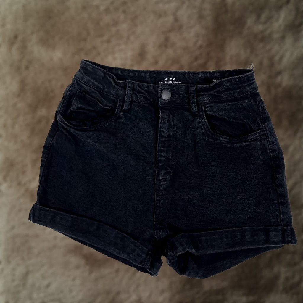 Cotton On Cotton On Shorts Womens 6 Black High Rise Mom Denim Cuffed Stretch Casual Size 28" / US 6 / IT 42 - 1 Thumbnail