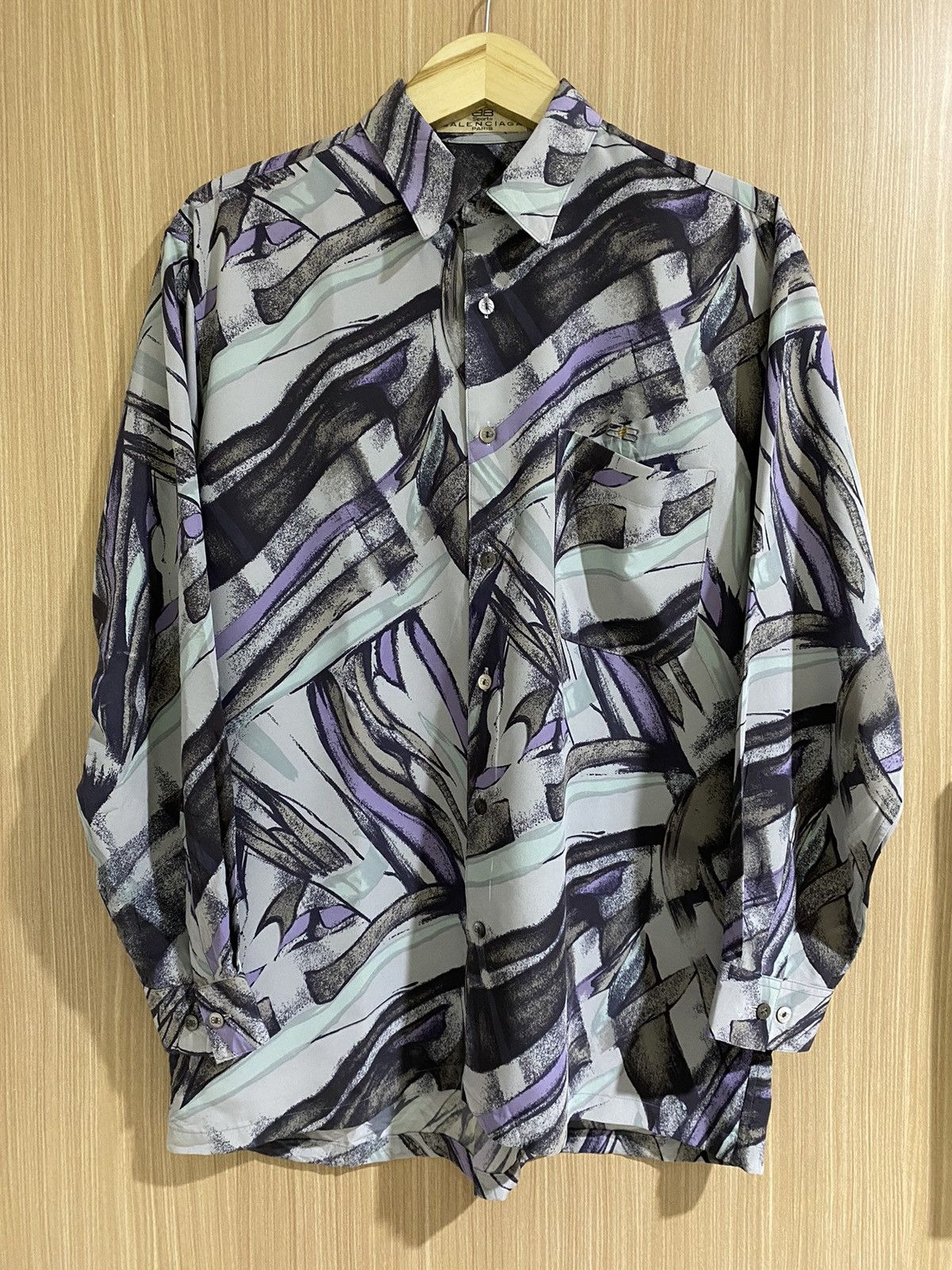 Balenciaga Vintage balenciaga BB nice design button up shirt Size US L / EU 52-54 / 3 - 1 Thumbnail