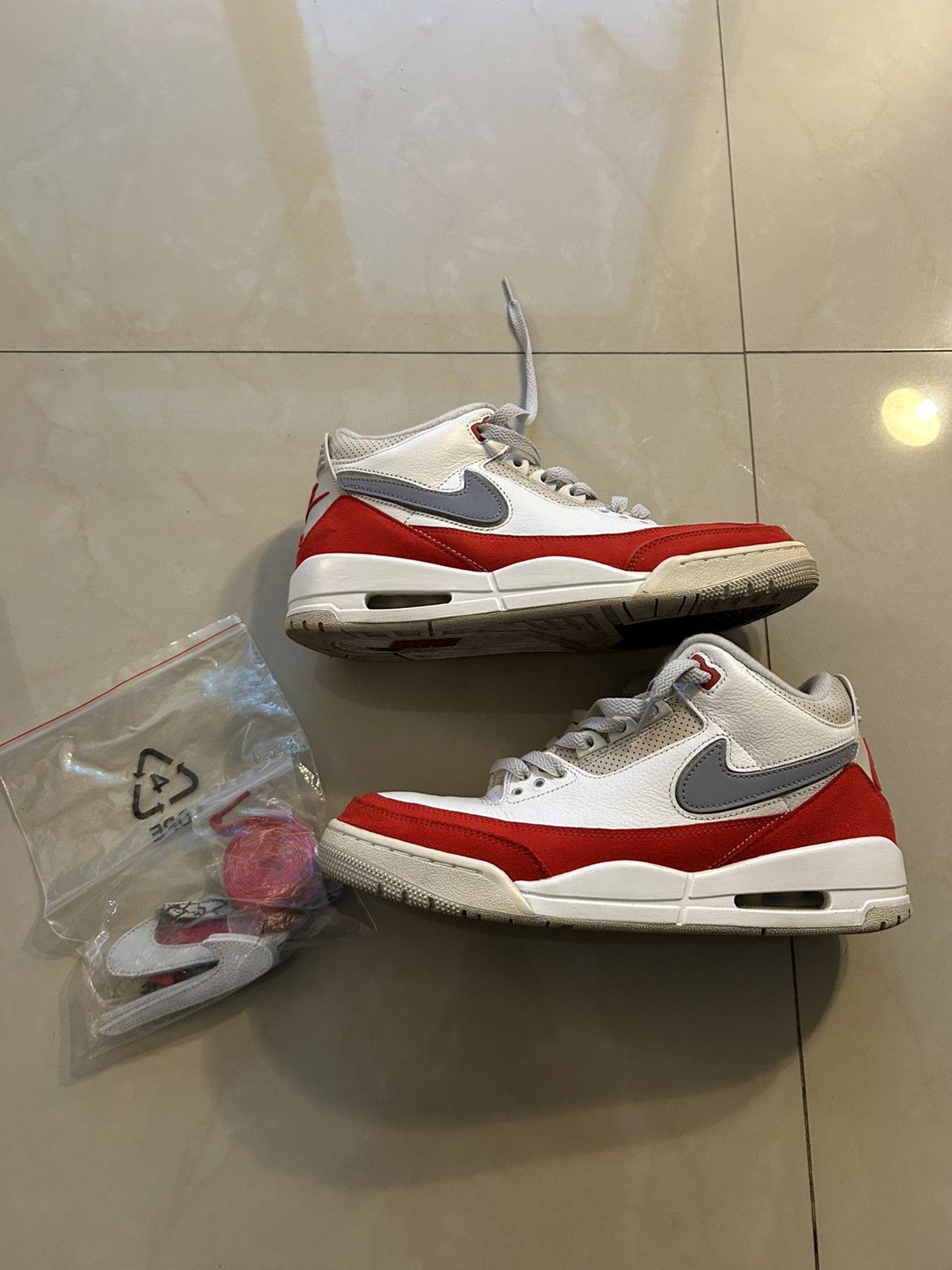 Jordan Brand Jordan 3 tinker Size US 9.5 / EU 42-43 - 1 Thumbnail