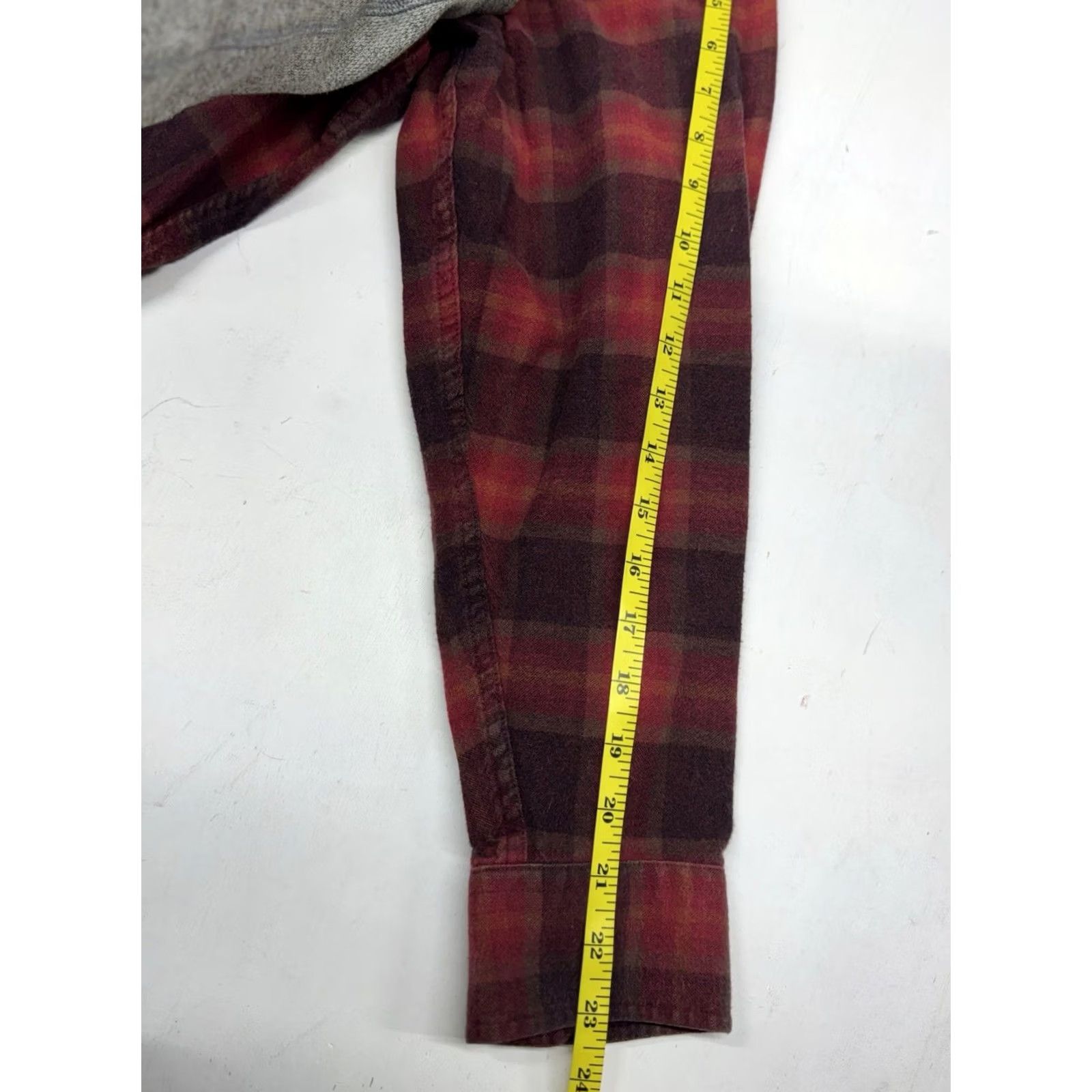 Pendleton Pendleton Flannel Shirt Mens Large Red Plaid 100% Cotton Button-Up Long Sleeve Casual Workwear Hiking Pocket Western Modern - Mens Size US L / EU 52-54 / 3 - 6 Thumbnail