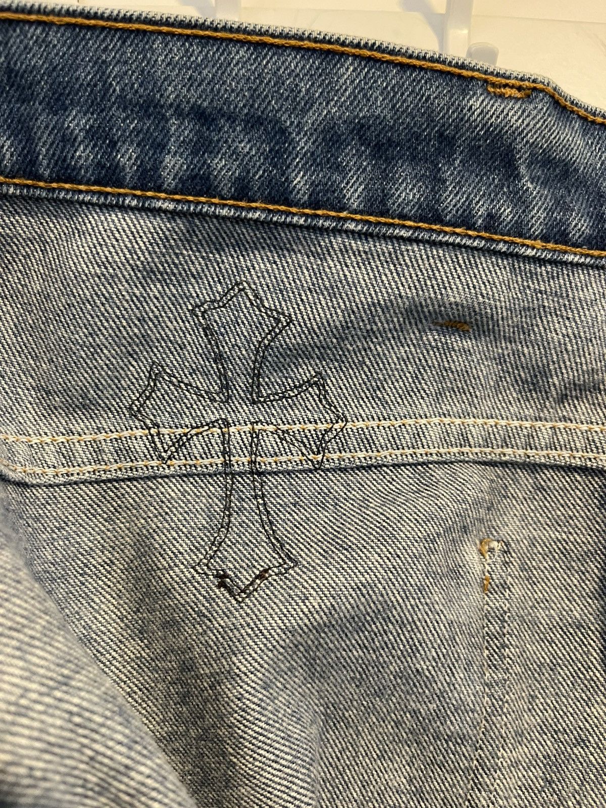 Chrome Hearts × Levi's Chrome Hearts Levi’s Cross Patch Denim Jeans Size US 34 / EU 50 - 16 Thumbnail