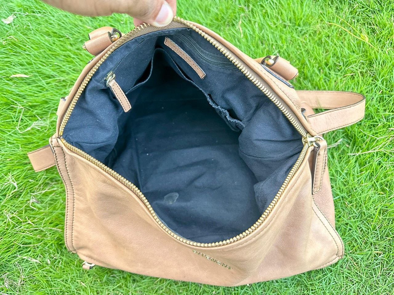 Givenchy Authentic Givenchy Pandora Large Top Handle Bag Size ONE SIZE - 8 Thumbnail