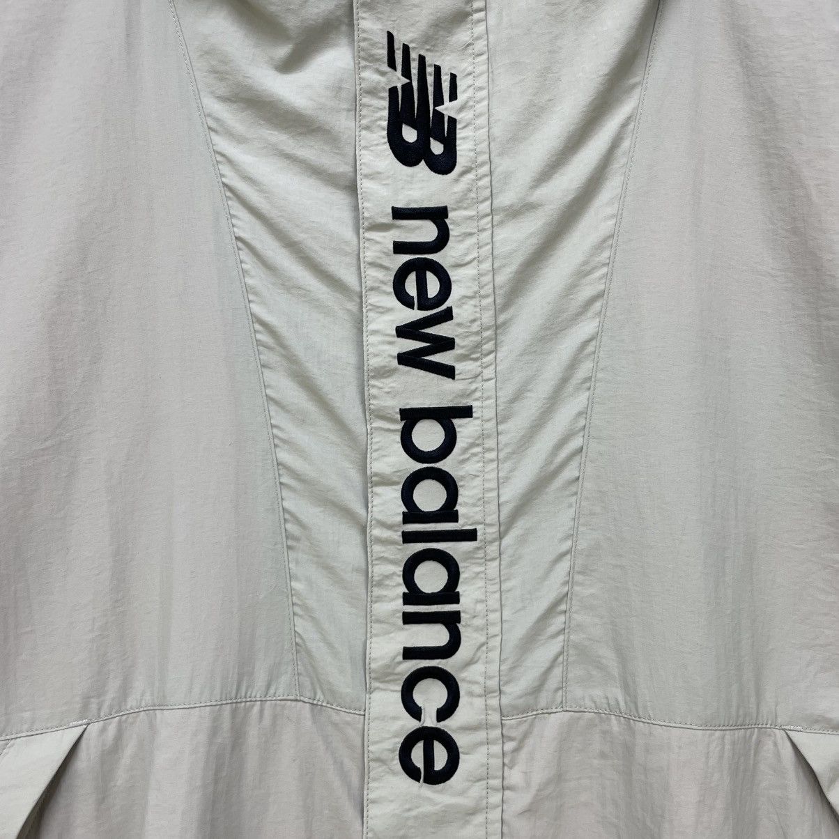 New Balance 💥Awesome New Balance Spellout Hooded Jacket Size US M / EU 48-50 / 2 - 5 Thumbnail
