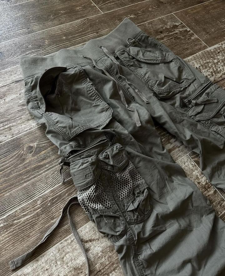 If Six Was Nine GOA cargo parachute pants | Grailed