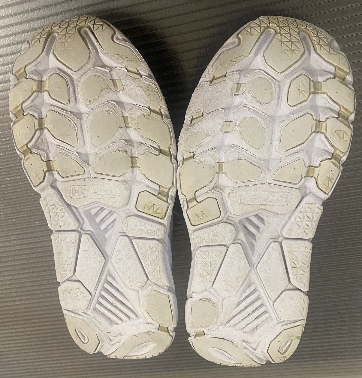 Hoka Hoka Clifton 7 triple white 8 Size US 8 / IT 38 - 10 Thumbnail