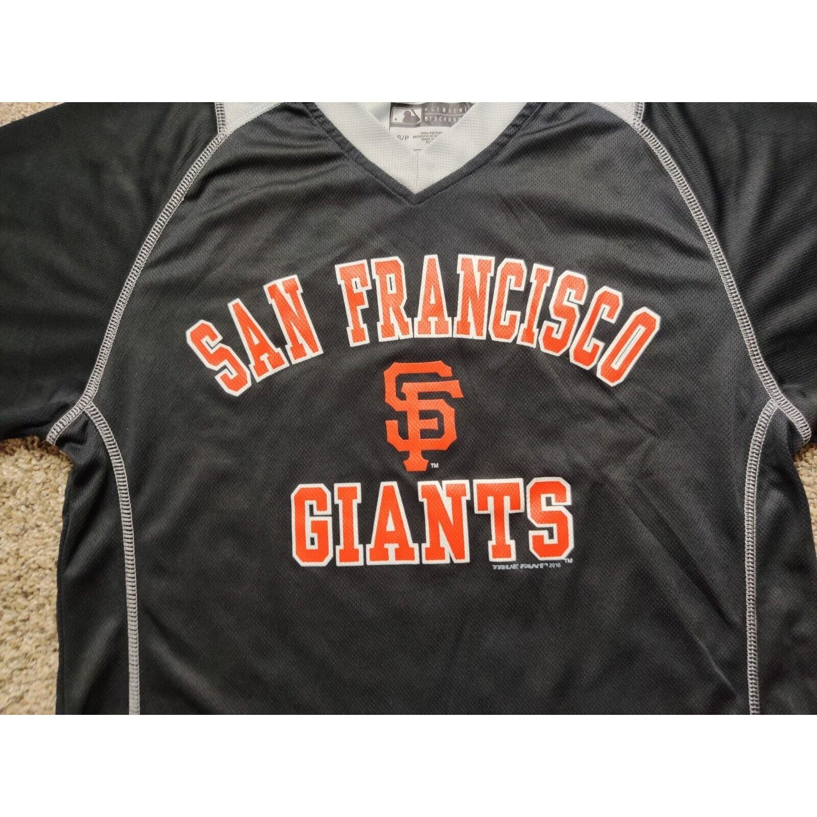 MLB San Francisco Giants Shirt Adult Mens Small Spell Out V-Neck Size US S / EU 44-46 / 1 - 2 Thumbnail