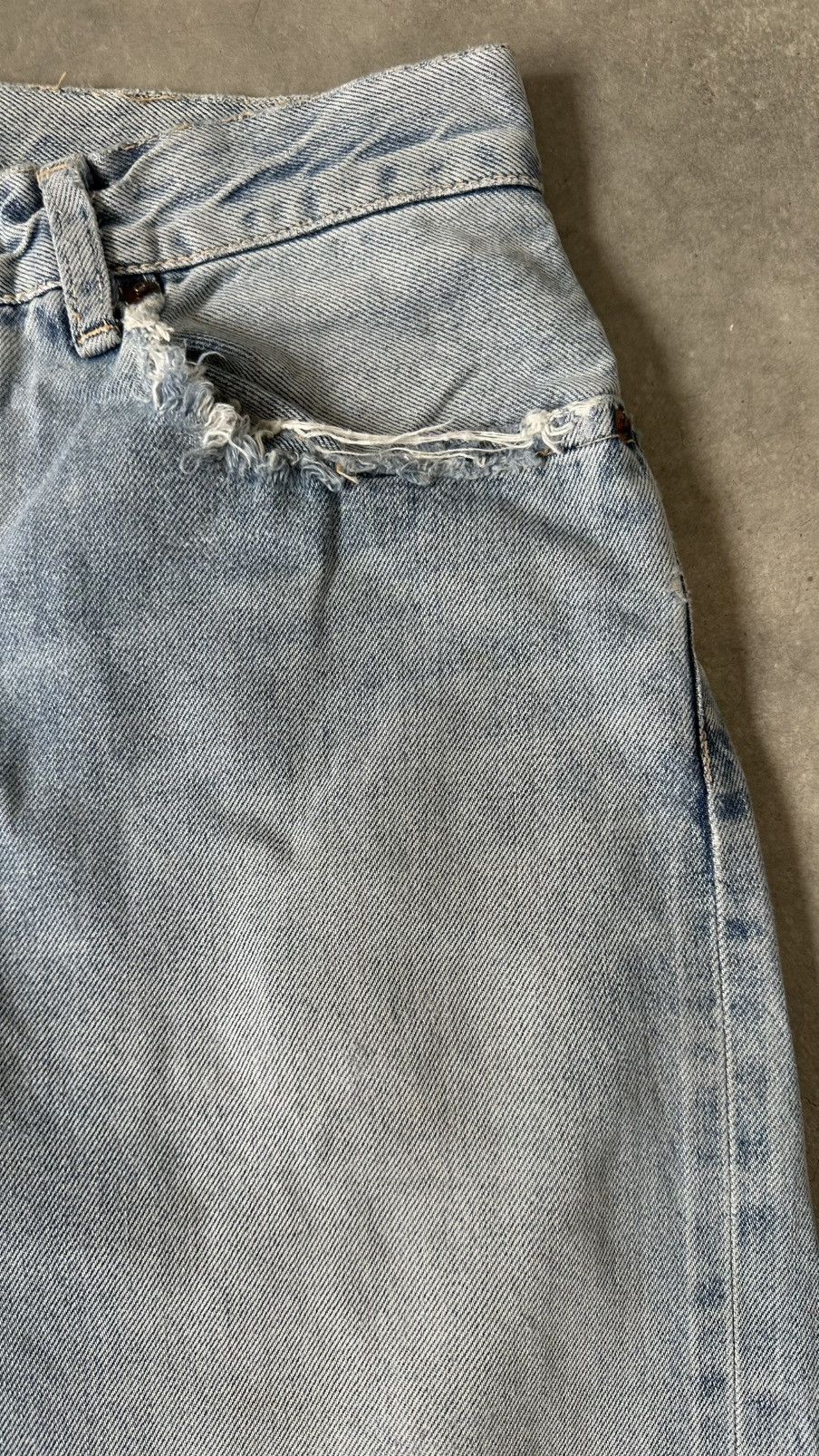 Spellbound VINTAGE LEVIS BUTTON SPELLBOUND DISTRESSED SELVEDGE PANT Size US 34 / EU 50 - 6 Thumbnail