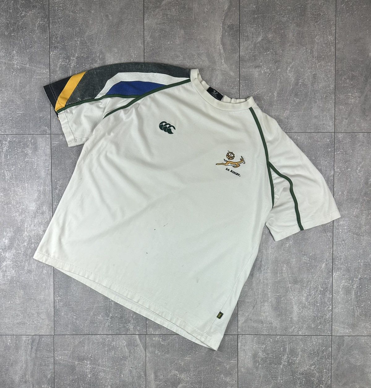 Canterbury of New Zealand Canterdury SA Rugby Union 2005/06 South Africa T-Shirt Size US XL / EU 56 / 4 - 1 Thumbnail