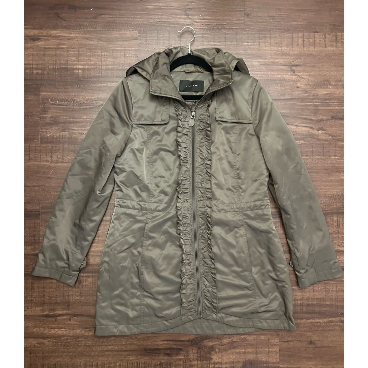 Canari Tahari Quilted Ruffle Zip Coat, Hooded Jacket, Sz Medium Size M / US 6-8 / IT 42-44 - 12 Thumbnail