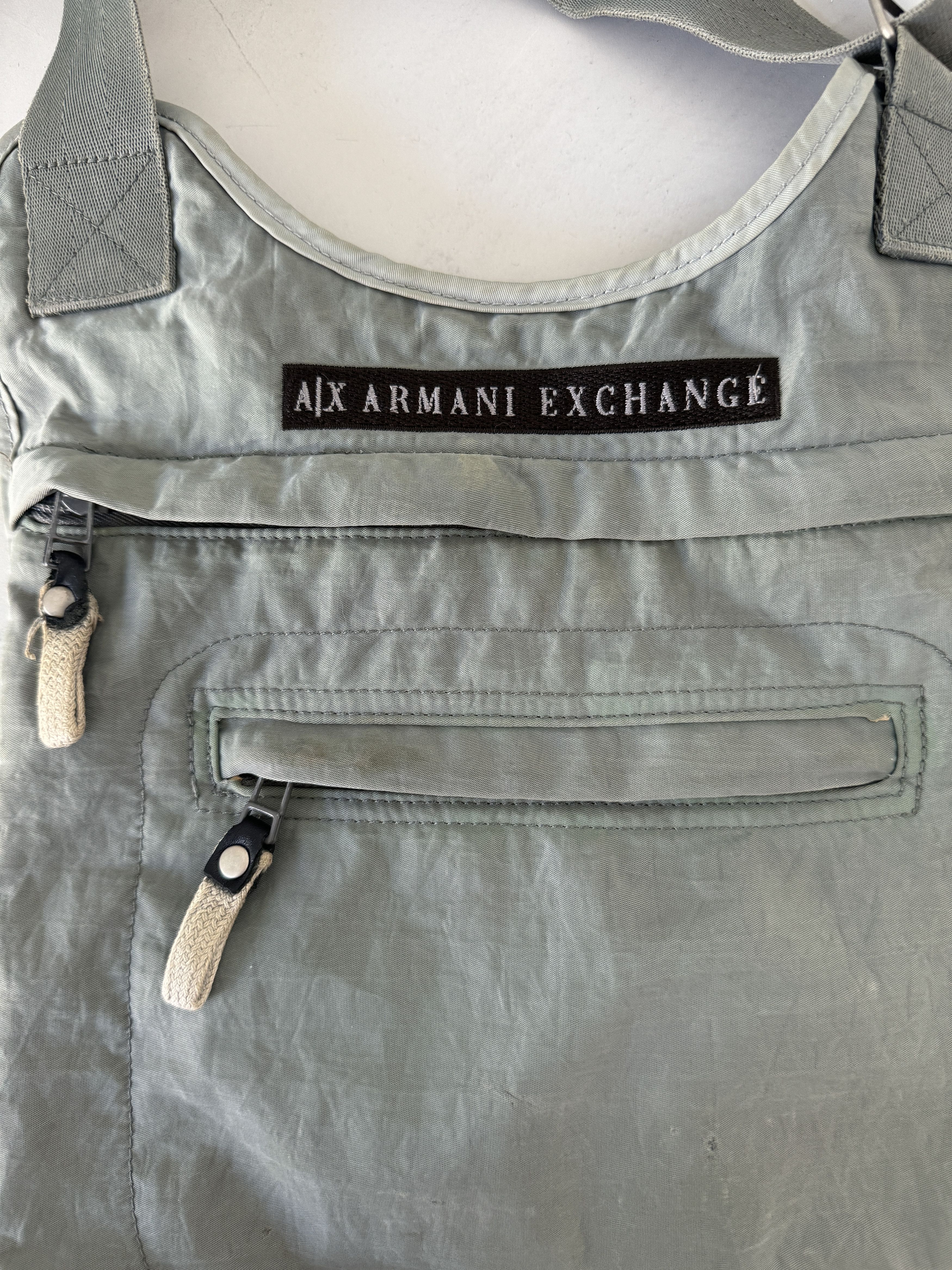 Armani Exchange ARMANI EXCHANGE Grey Nylon Crossbody Shoulder Bag Vintage Size ONE SIZE - 3 Thumbnail