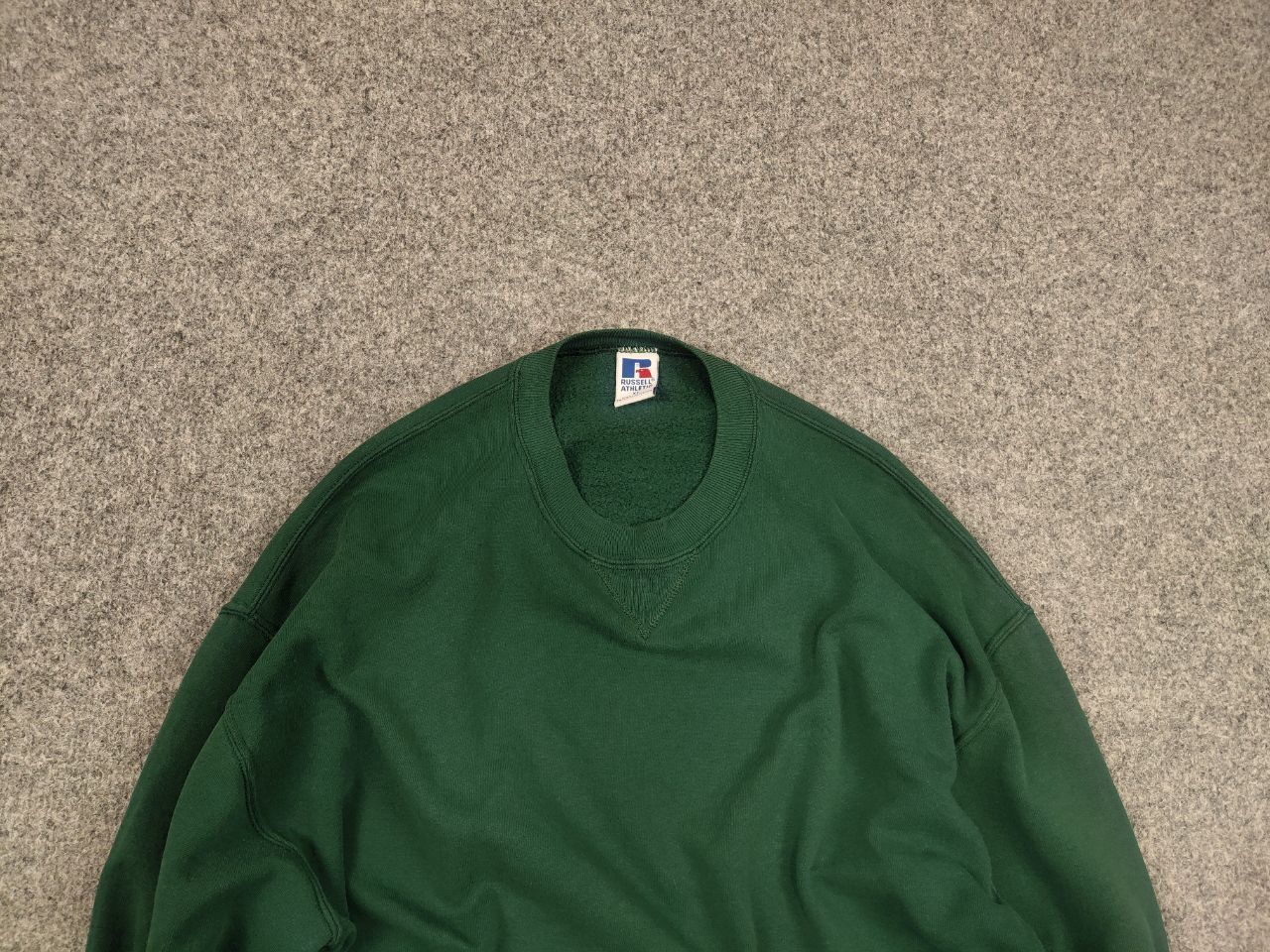 Russell Athletic Vintage Russell Athletics USA Made Blank Green Sweatshirt Size US XL / EU 56 / 4 - 4 Thumbnail