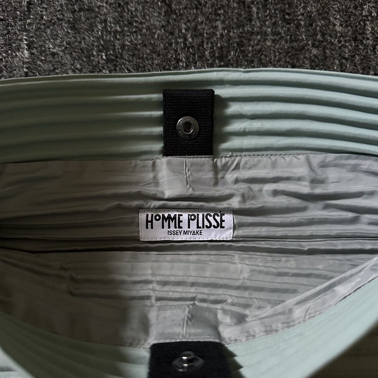 Pleats Please Issey Miyake ISSEY MIYAKE HOMME PLISSE SAMPLE CROSSBODY BAG Size ONE SIZE - 10 Thumbnail