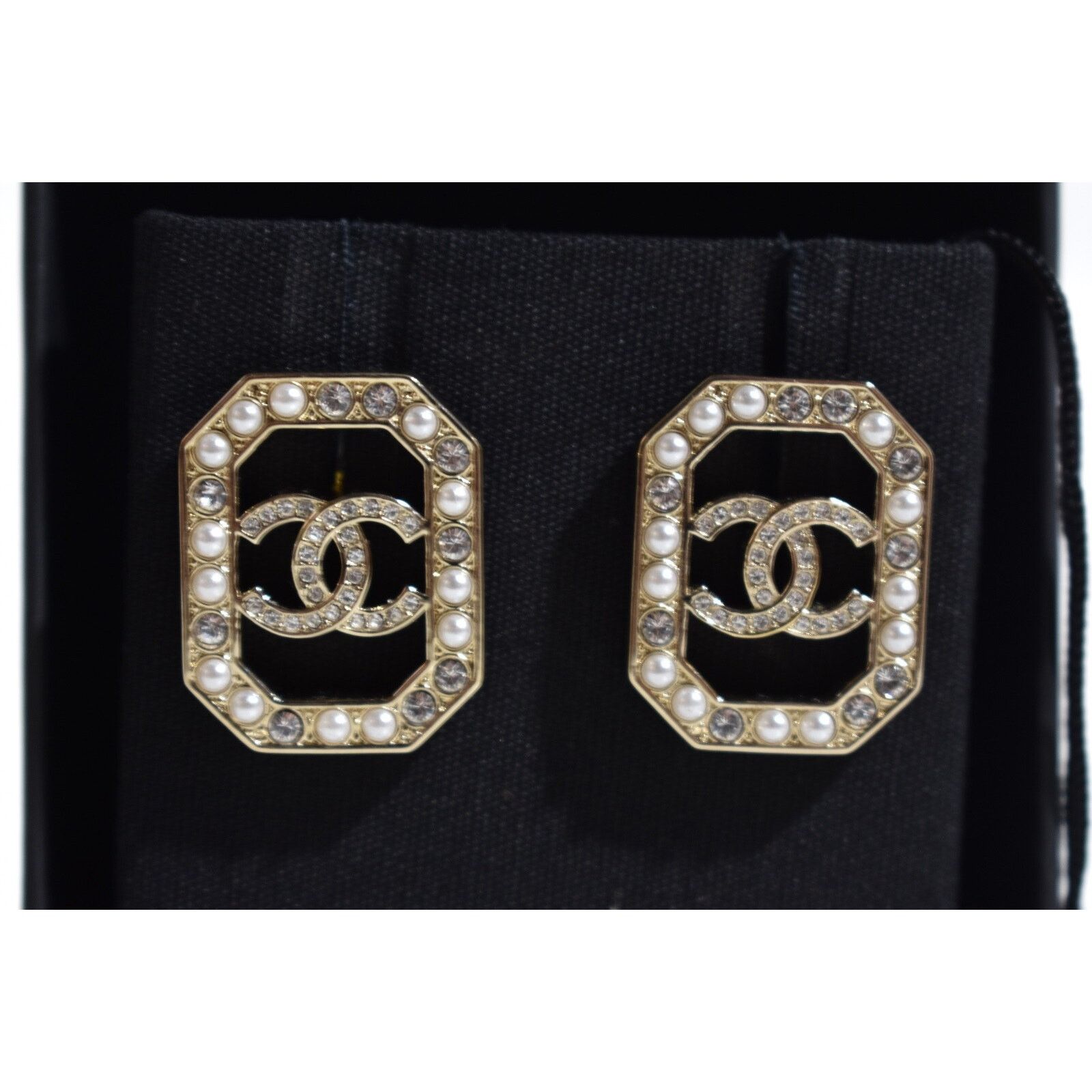 Chanel Chanel Gold Pearl White Crystal Drop Statement Stud Earrings Size ONE SIZE - 5 Thumbnail