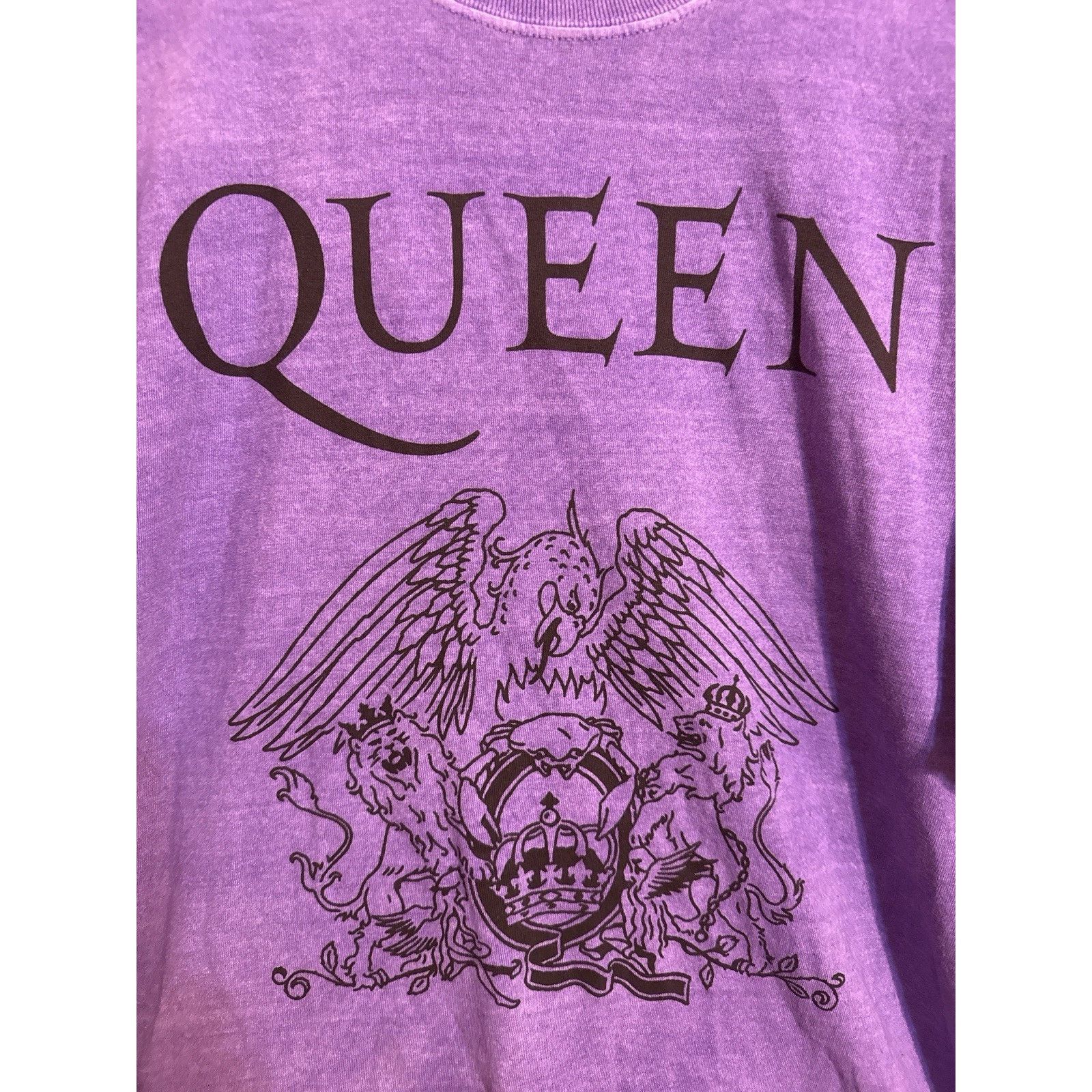 Other Queen Band Shirt Purple Crest Logo Official Merch Size M Size US M / EU 48-50 / 2 - 2 Thumbnail