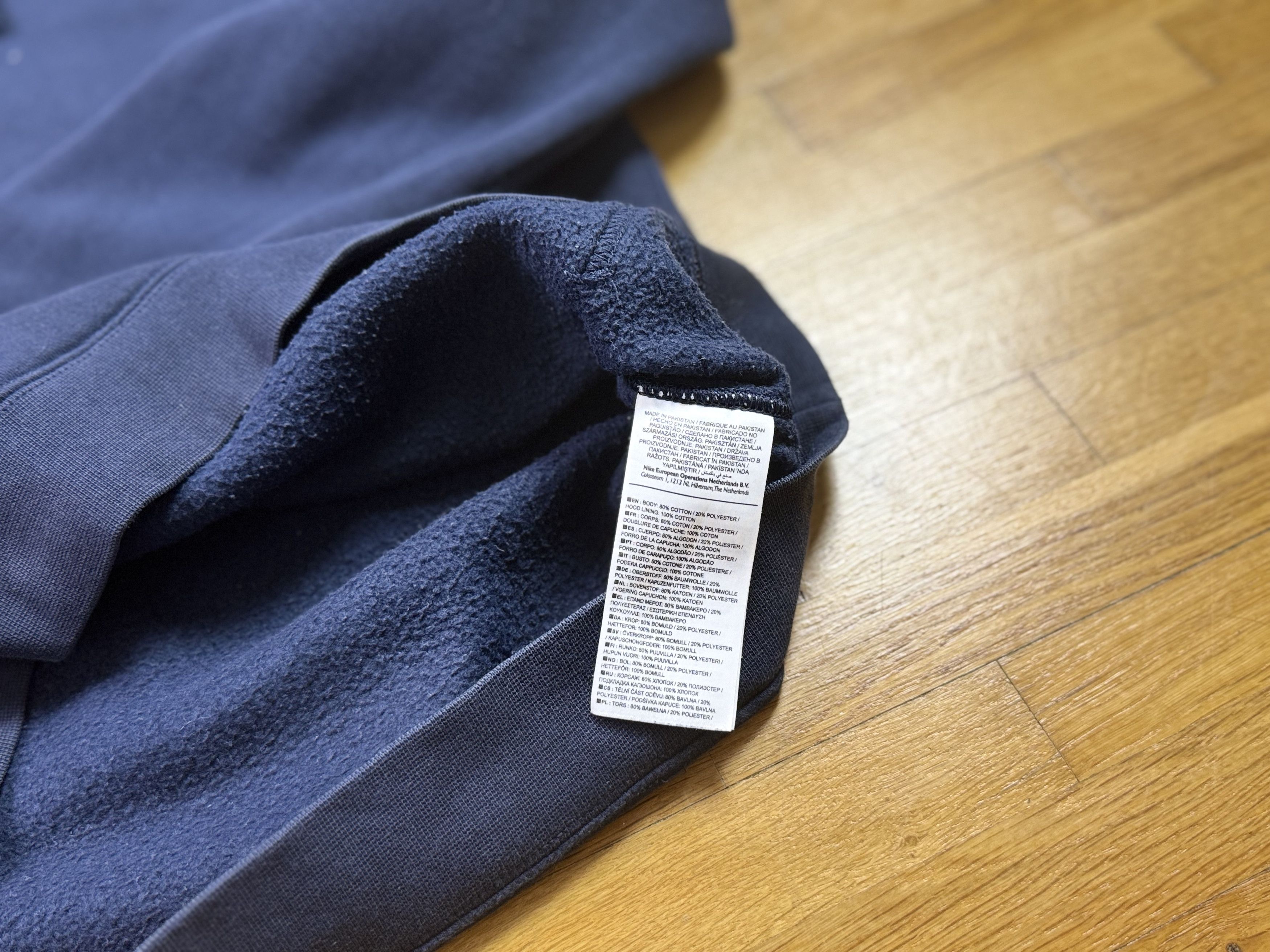 Nike Vintage dark blue hoodie NIKE Size US M / EU 48-50 / 2 - 5 Thumbnail