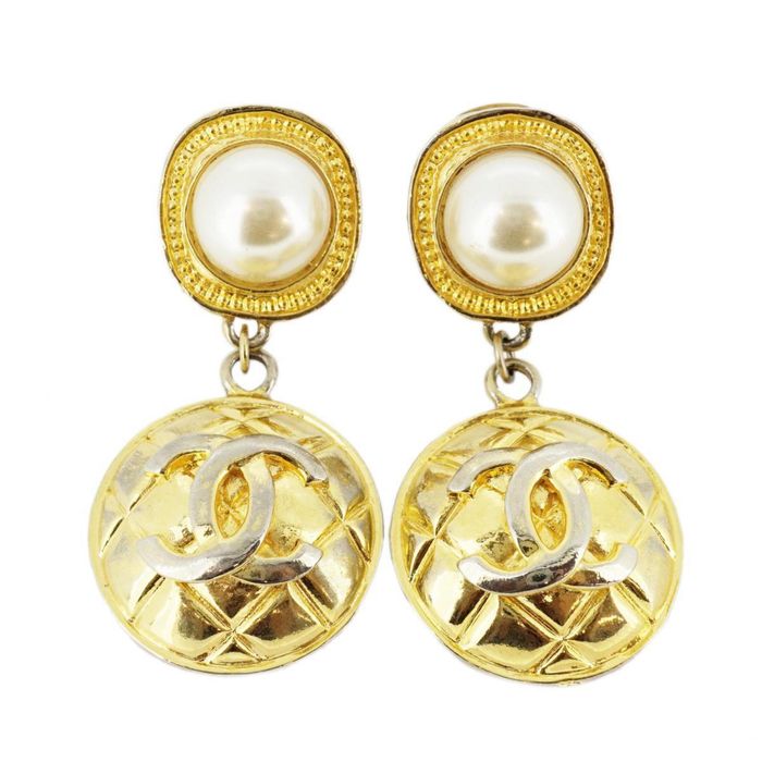 Chanel Chanel Earrings Vintage Coco Mark Matelasse Fake Pearl GP Plated ...