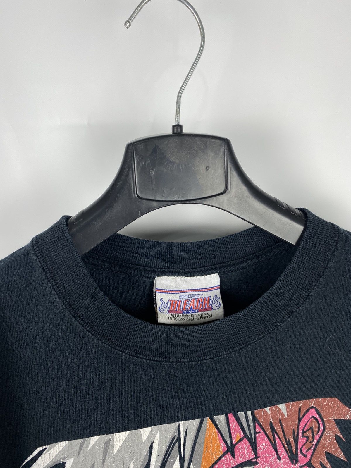 Bleach × Japanese Brand × Vintage Vintage Tee Bleach Inchigo Kurosaki Eyes size S Size US S / EU 44-46 / 1 - 3 Thumbnail