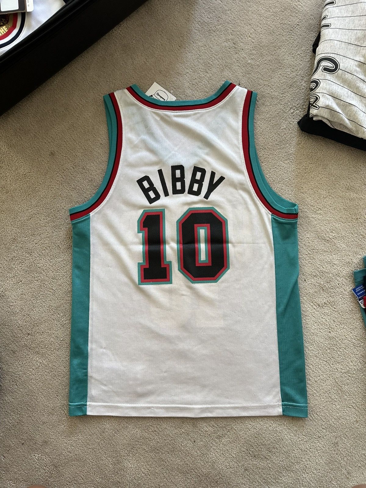 Champion × NBA × Vintage Vintage 90s Mike Bibby Vancouver Grizzlies Champion Jersey Size US M / EU 48-50 / 2 - 2 Thumbnail