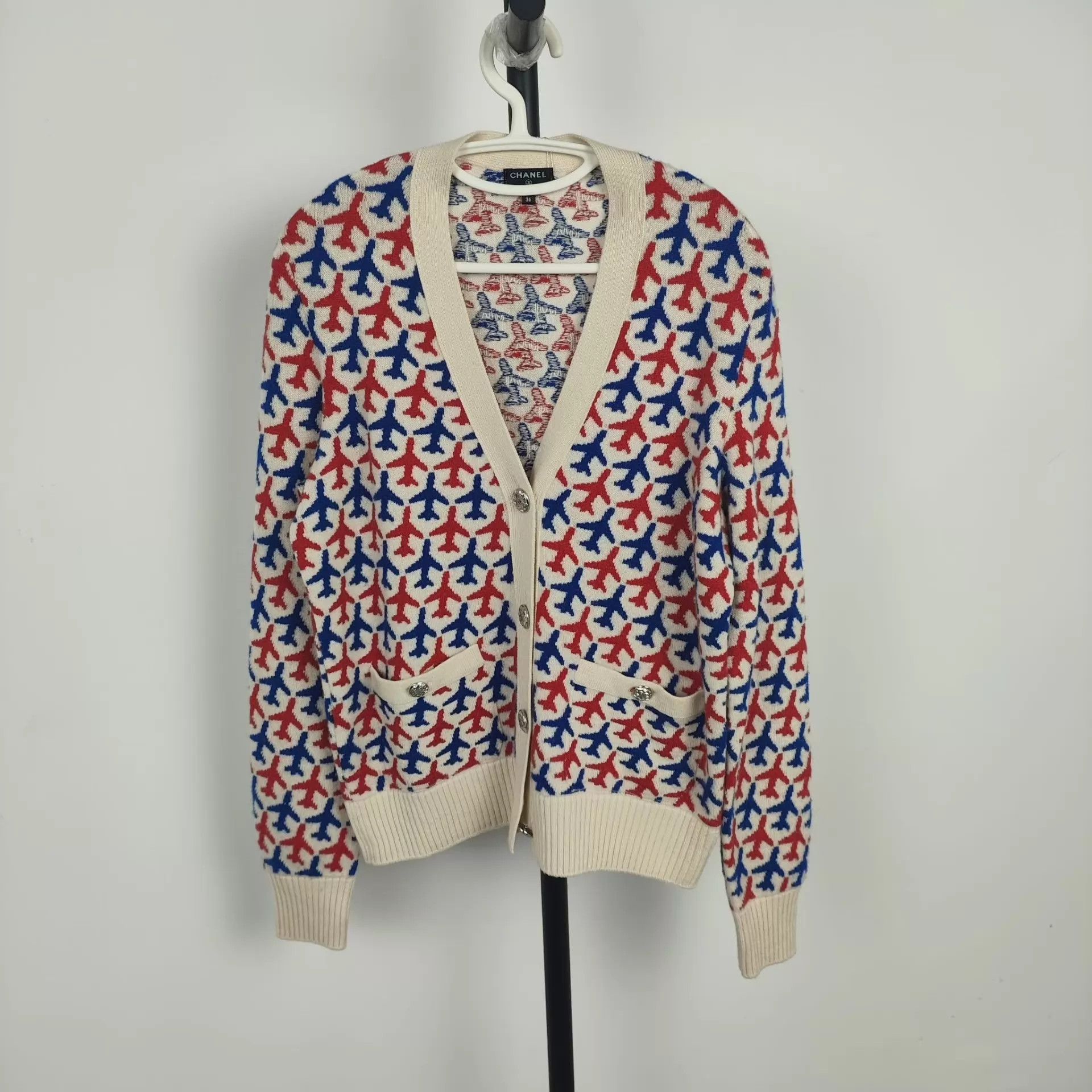 Chanel Chanel Airplane Cardigan 36 250610SCTMM24 Size XS / US 0-2 / IT 36-38 - 1 Thumbnail