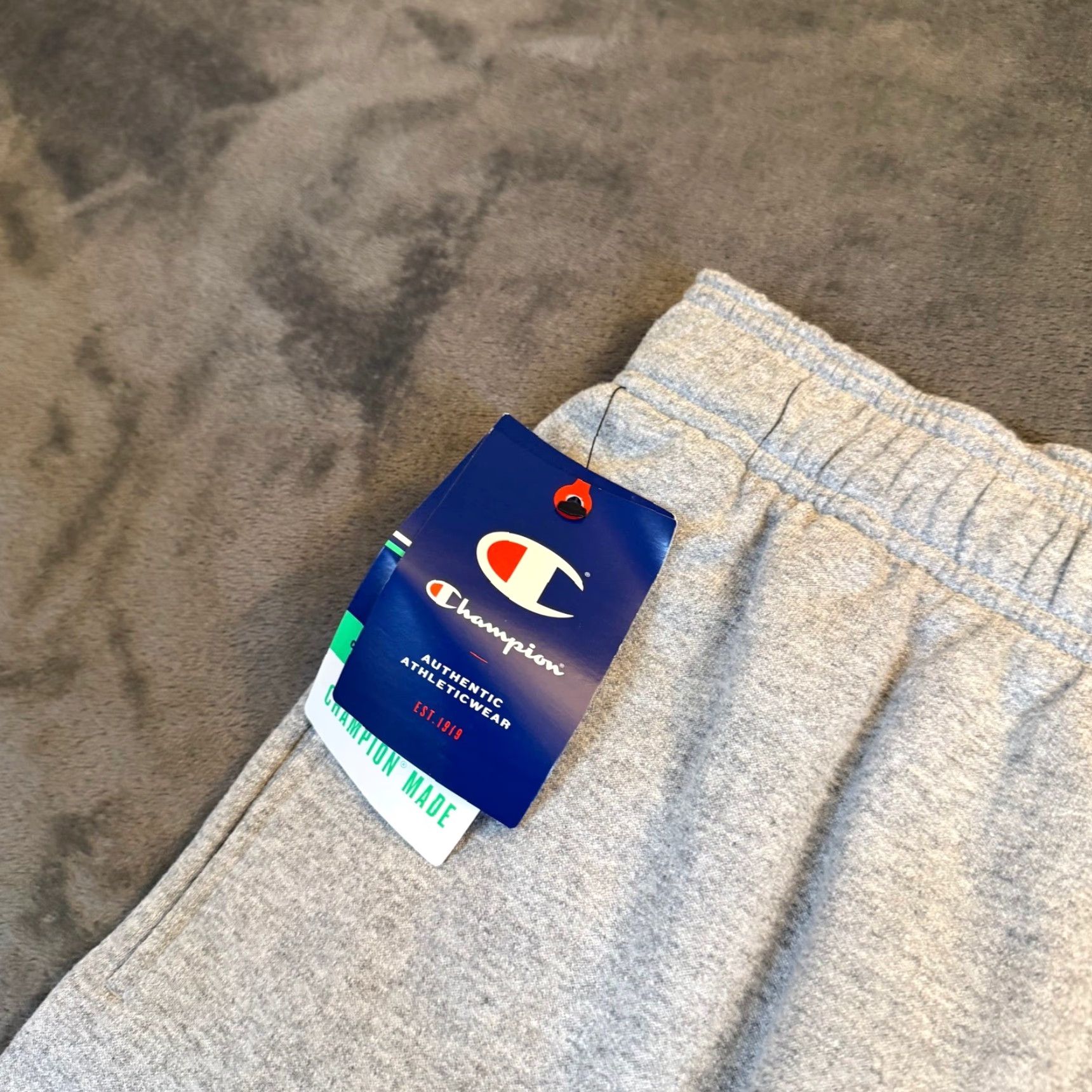 Champion Champion Glen Arbor Fleece Shorts Grey Elastic Waist Raw Hem Mens Large NWT Size US 33 - 3 Thumbnail