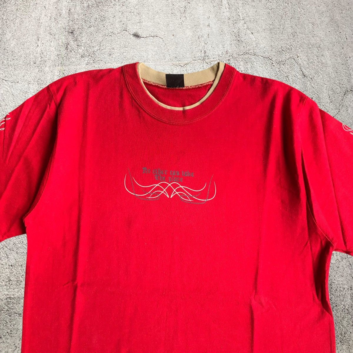 Japanese Brand 2000s Blebo Tribal Poem Grunge Punk Style T-shirt Red Grunge Size US M / EU 48-50 / 2 - 6 Thumbnail