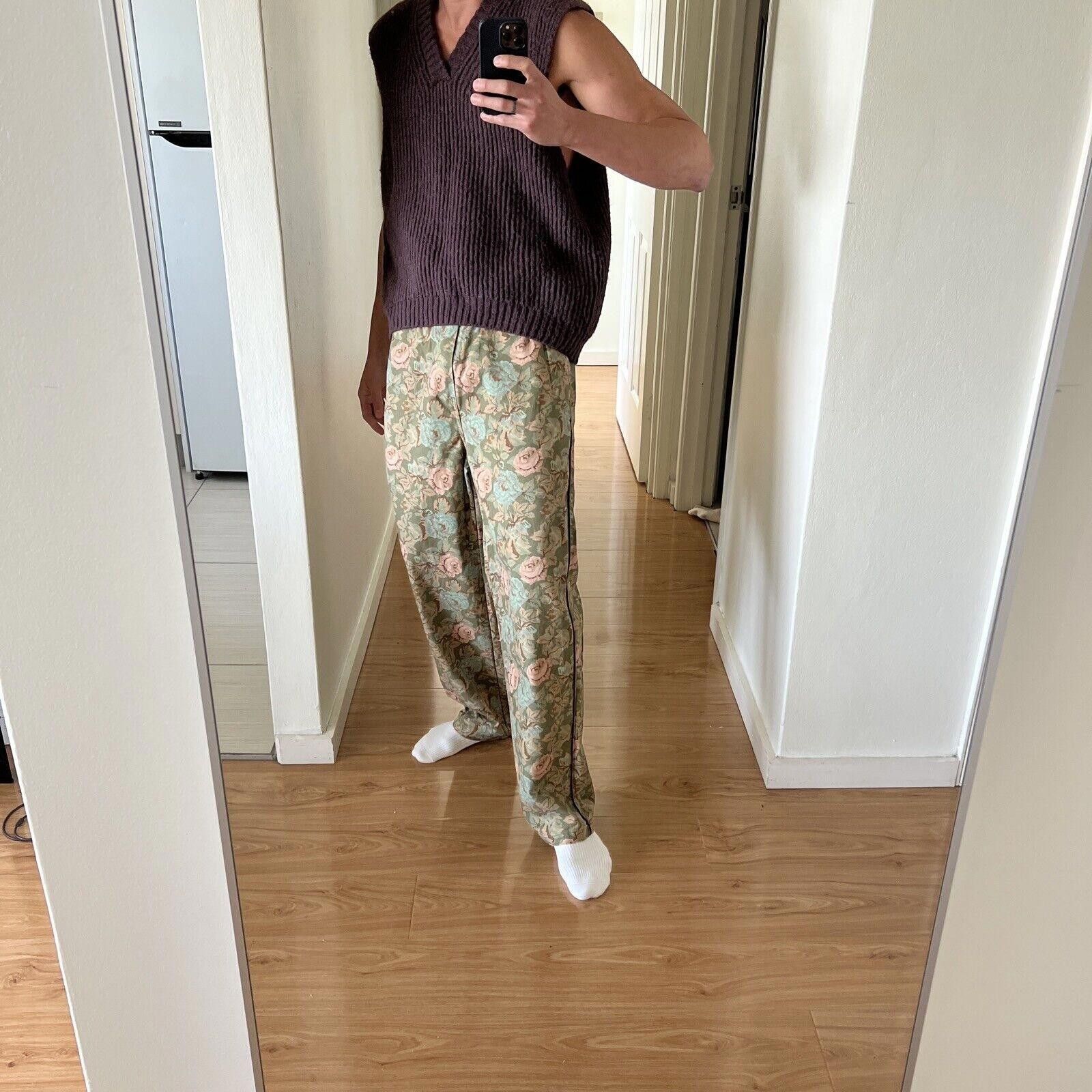H&M H&M John Boyega mens pant trouser floral 32 green 30 small s Size US 30 / EU 46 - 1 Thumbnail