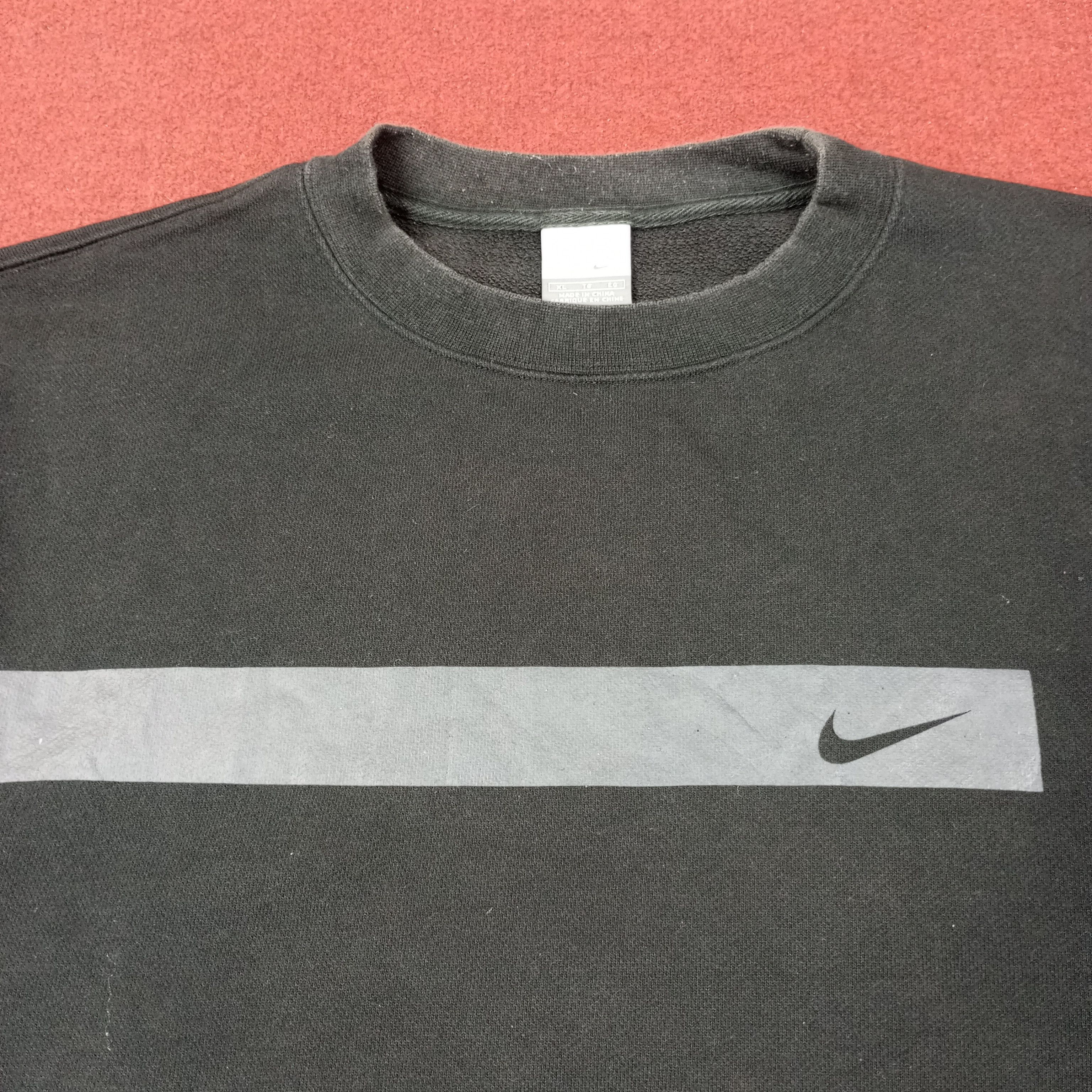 Nike Nike Small Logo Sweatshirt c254n8 Size US L / EU 52-54 / 3 - 2 Thumbnail