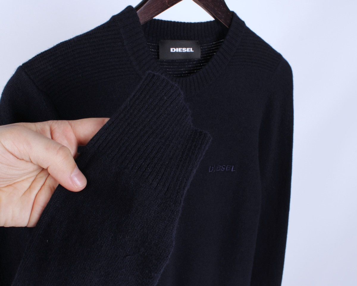 Diesel DIESEL Wool Navy Blue Pullover Sweater Jumper Size US S / EU 44-46 / 1 - 4 Thumbnail