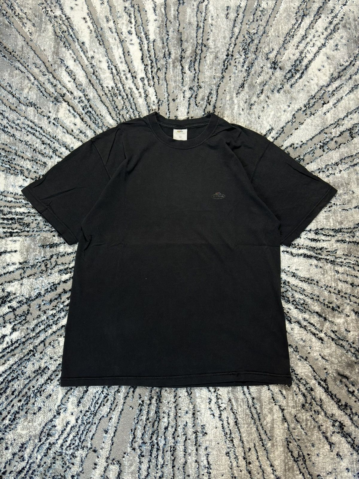 Vintage VINTAGE BLANK BASIC BLACK BOXY TSHIRT Size US M / EU 48-50 / 2 - 1 Thumbnail