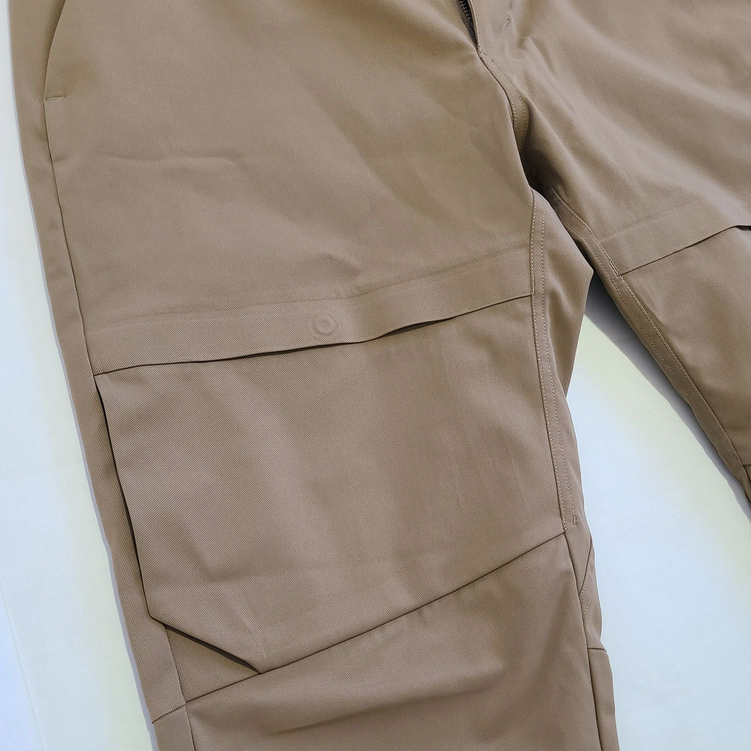 Lululemon Lululemon Tech Utility Mile View Pants Men's Sz 34 Khaki EUC Size US 34 / EU 50 - 6 Thumbnail