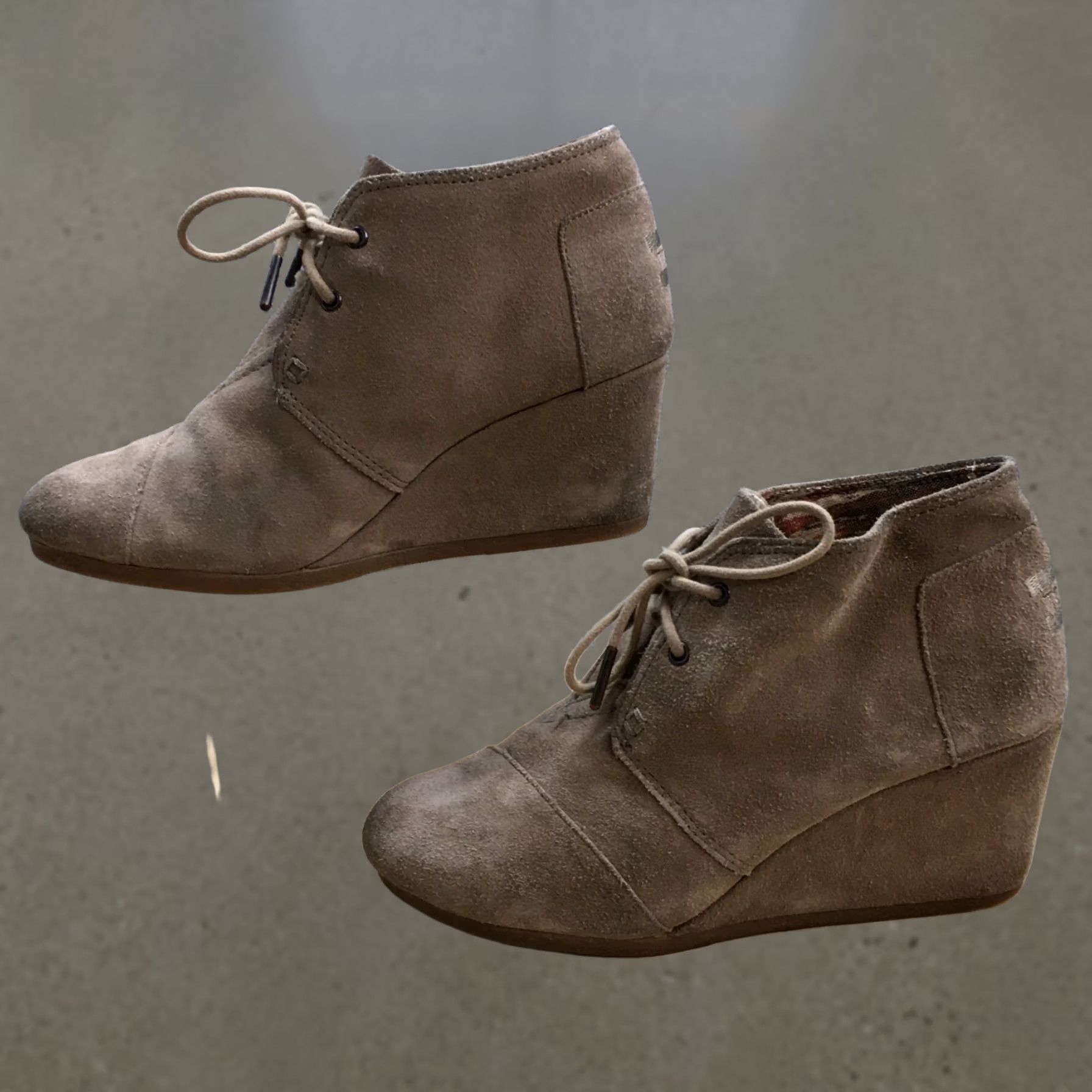 Toms TOMS Boots Women Chukka Wedge Brown Faux Suede Round Toe Casual Comfort Boots Mens? Size US 8 / IT 38 - 1 Thumbnail