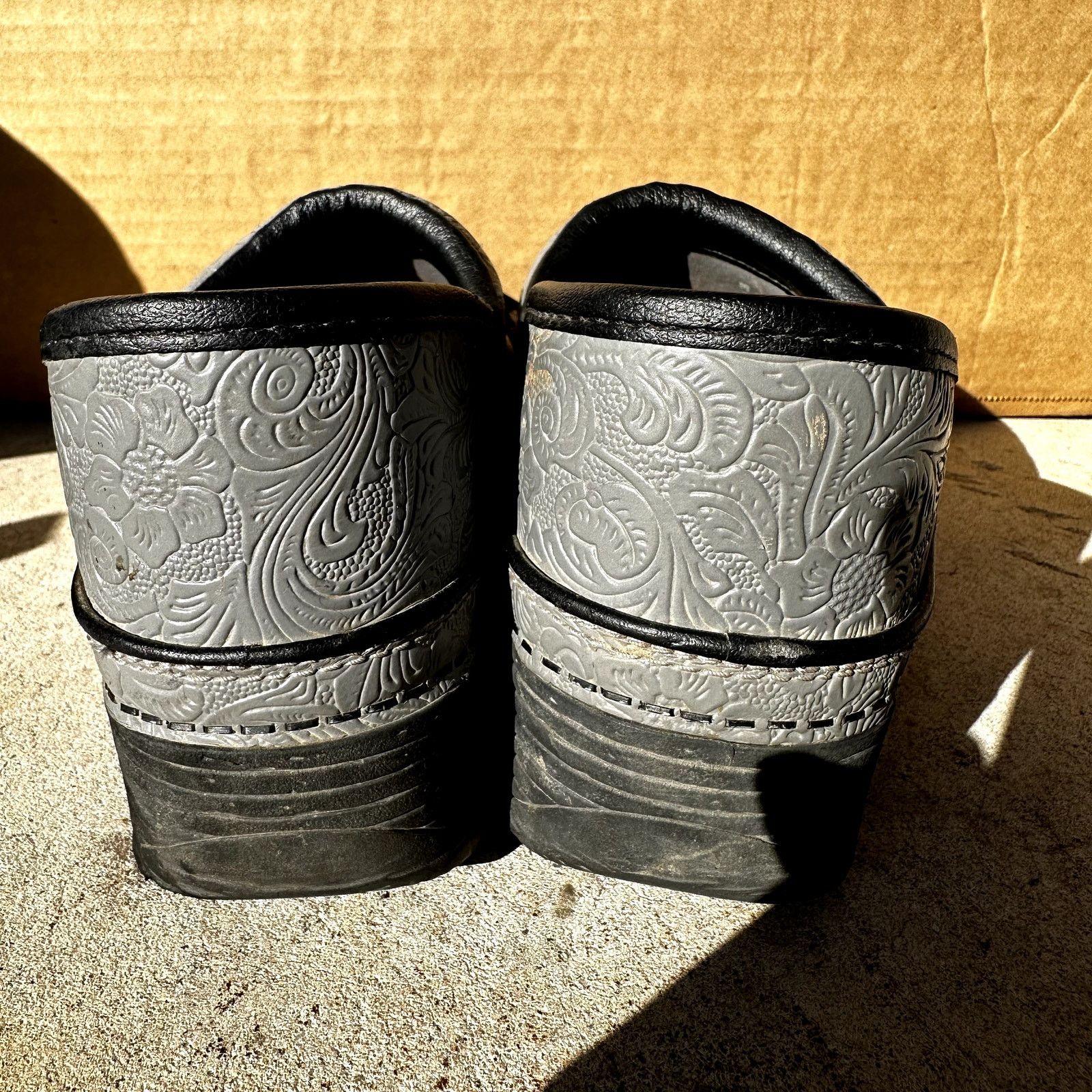 Dansko Dansko Professional Tooled Clog Round Slip Leather Gray 7.5 Size US 7.5 / IT 37.5 - 5 Thumbnail