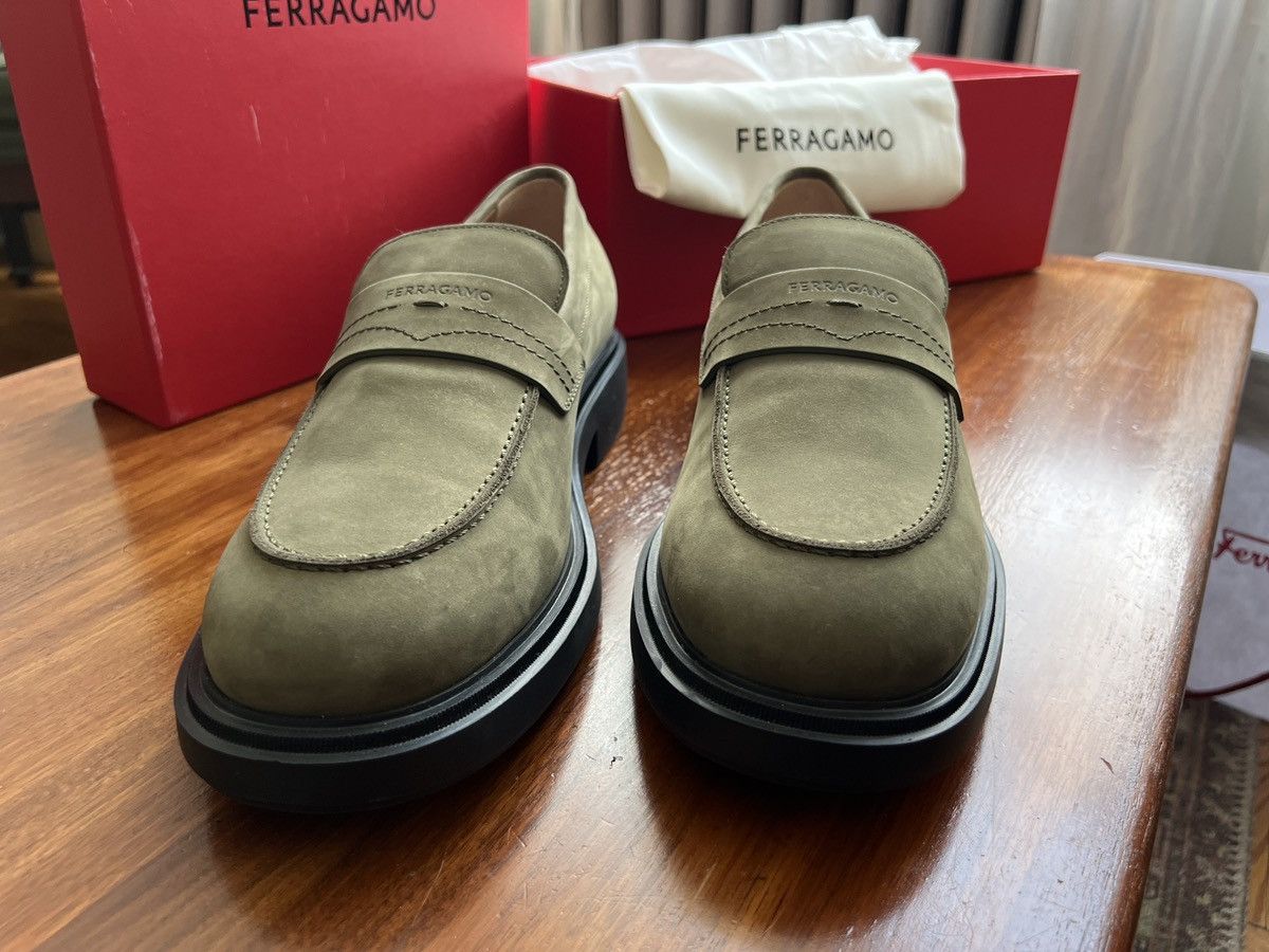 Salvatore Ferragamo Salvatore Ferragamo Caligola Loafers Size US 10.5 / EU 43-44 - 13 Thumbnail