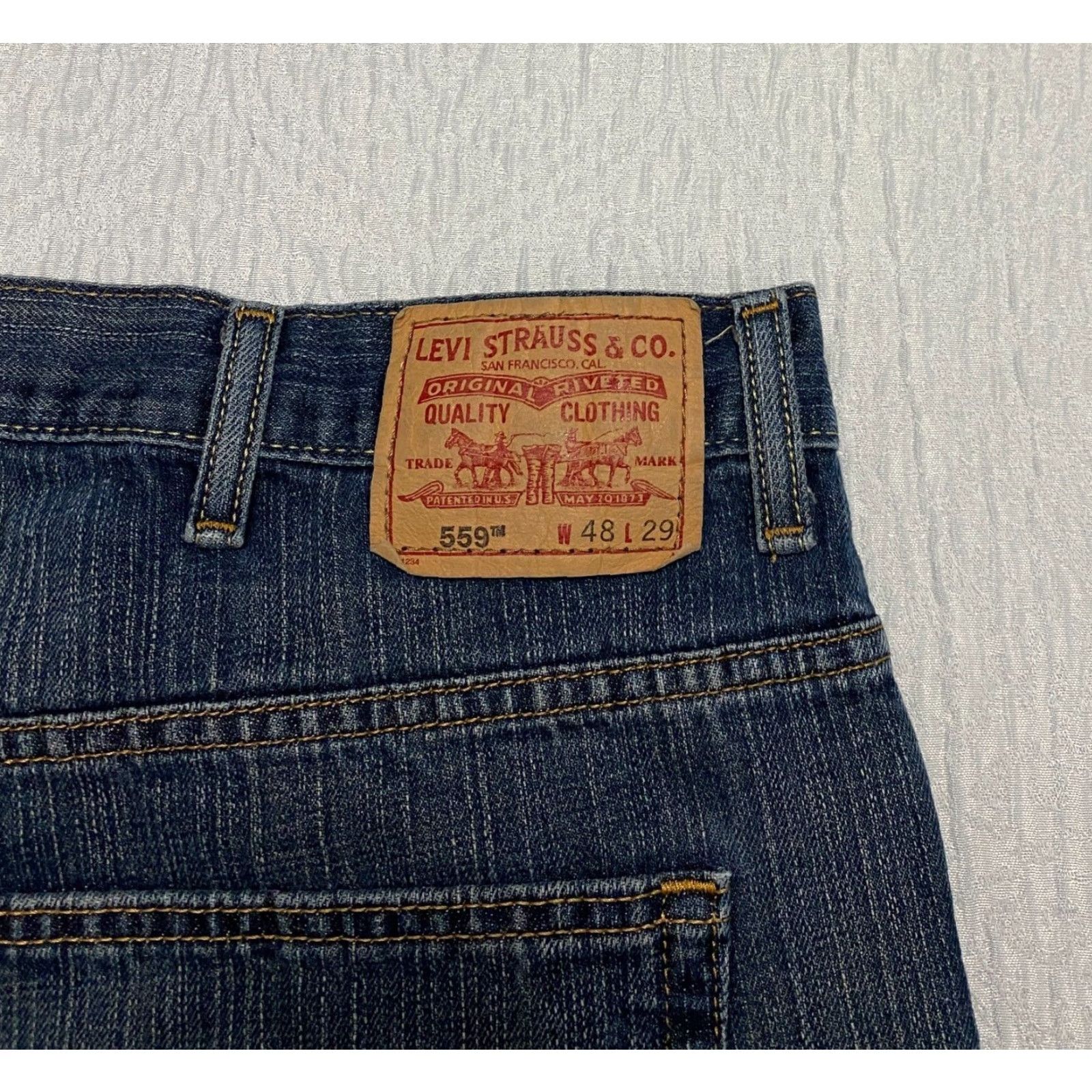 Levi's Levis 559 Jeans Mens Size 48×29 Blue Wide Leg Relaxed Straight Size US 32 / EU 48 - 7 Thumbnail
