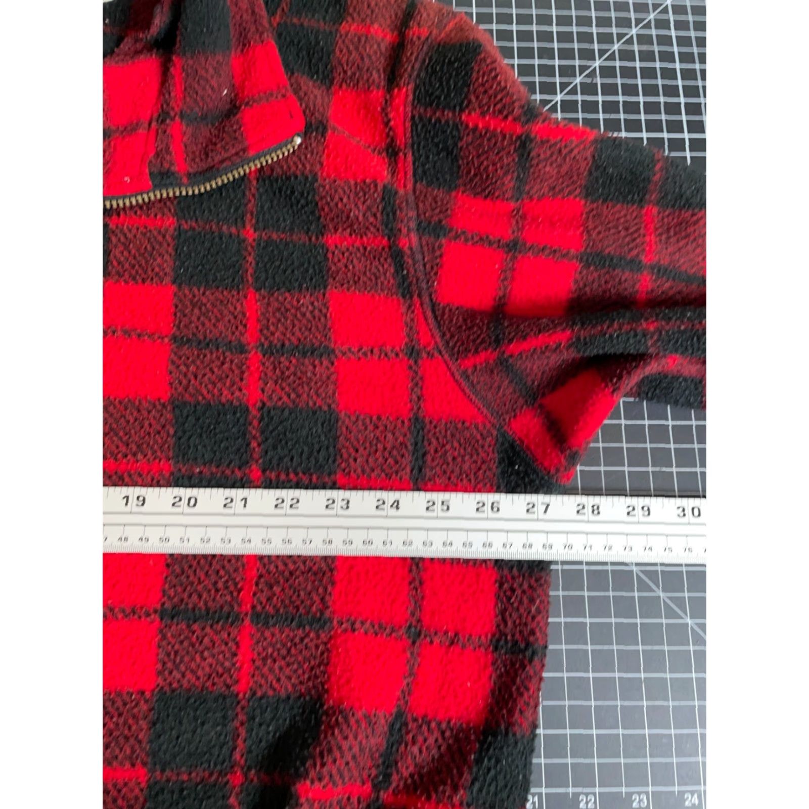 Vintage VINTAGE M.E. Sport 90s Deep Pile 1/4 Zip Fleece Pullover Jacket XL Men Red Black Plaid Relaxed Fit Size US XL / EU 56 / 4 - 5 Thumbnail