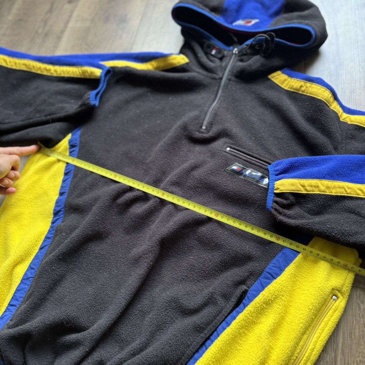Tommy Hilfiger Vintage 90s Tommy Hilfiger Racing BMW sherpa 1/4 zip fleece Size US M / EU 48-50 / 2 - 9 Thumbnail