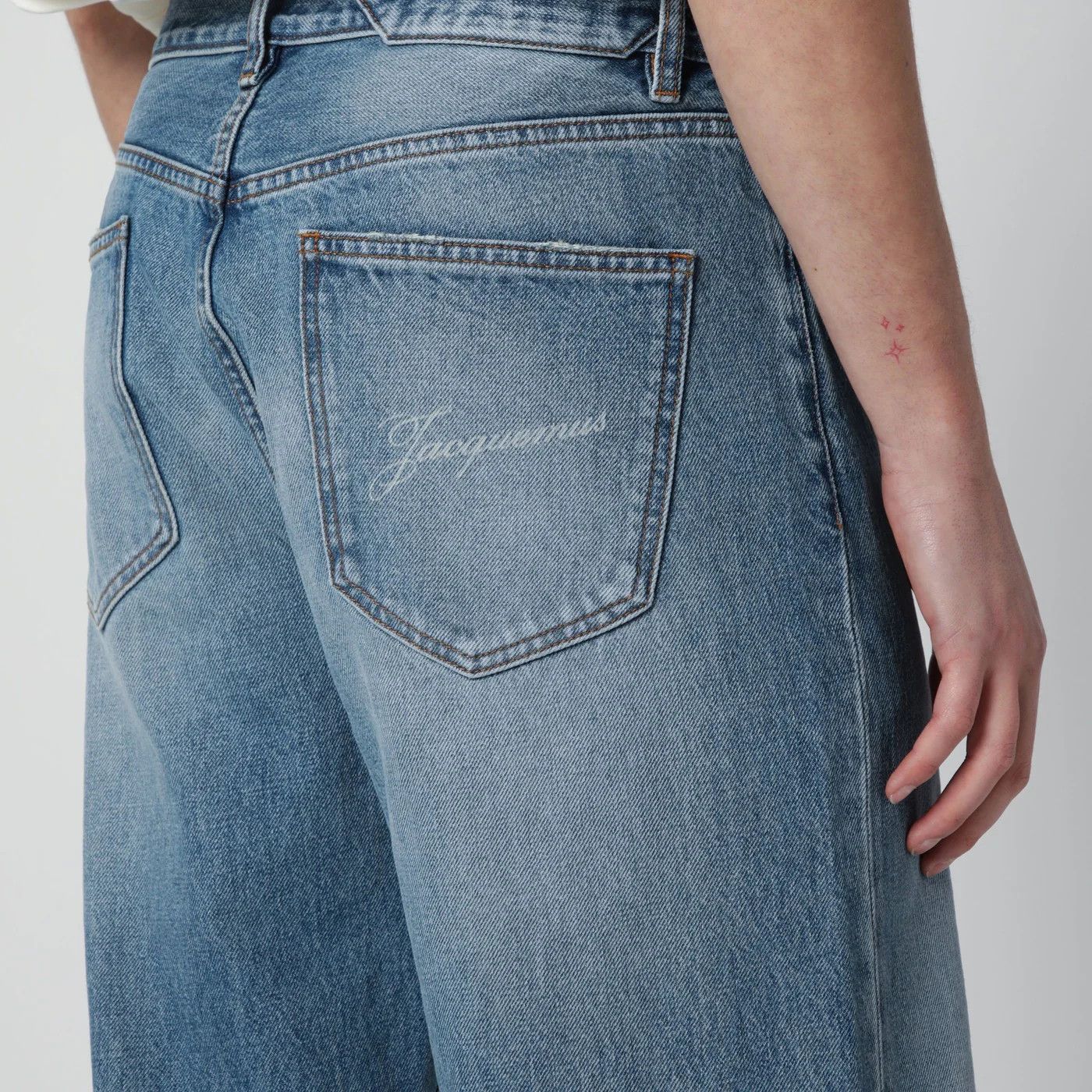Jacquemus o1d2blof0526 Straight-leg Denim Jeans in Blue Size US 31 - 5 Thumbnail