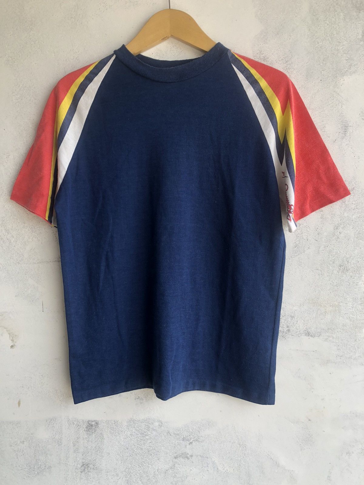 Vintage Vintage 80s Rare Item Lightning Bolt Tshirt Tee Size US M / EU 48-50 / 2 - 1 Thumbnail