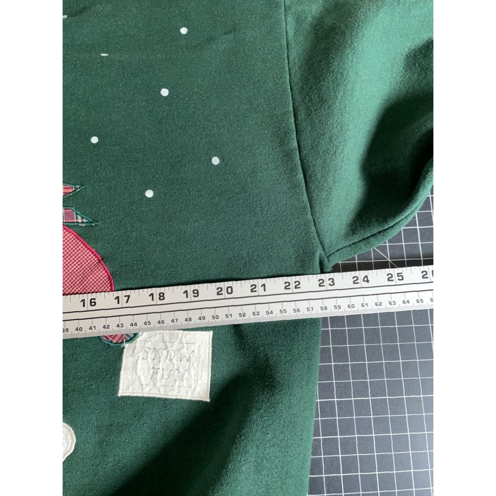 Jerzees VINTAGE Jerzees Sweatshirt 90s Snowman Applique Dark Green XL Adult Womens Pullover Crew Neck 50/50 Cotton Polyester Size XL / US 12-14 / IT 48-50 - 5 Thumbnail