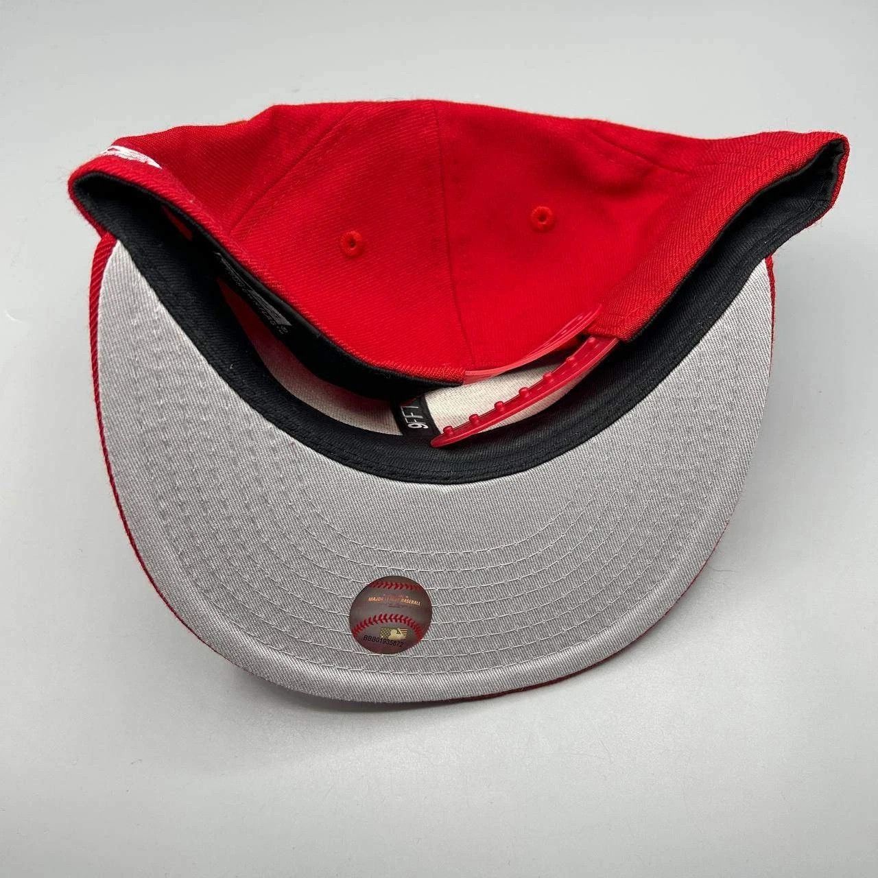 New Era Cincinnati Reds Hat Men M-L Red Embroidered Snap Back Wool Size ONE SIZE - 7 Thumbnail