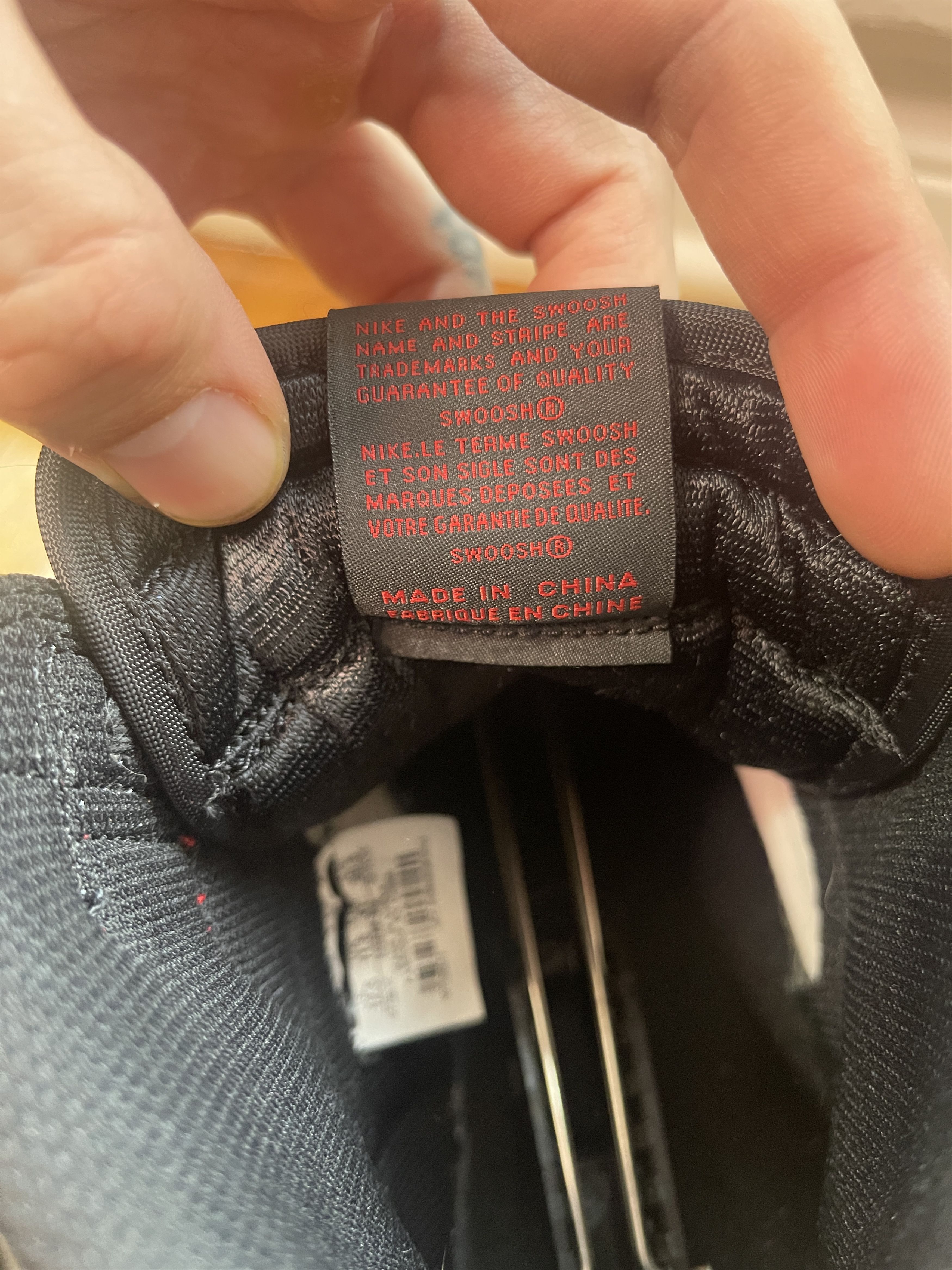 Jordan Brand Jordan 1 High Top Bred Toe Size US 12.5 / EU 45-46 - 10 Thumbnail