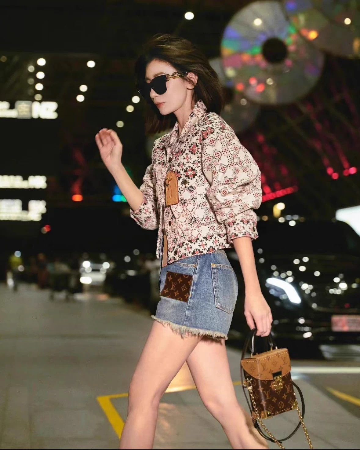 Louis Vuitton LV Red & White Colorblock Logo Short Denim Jacket 34 Size XS / US 0-2 / IT 36-38 - 9 Thumbnail
